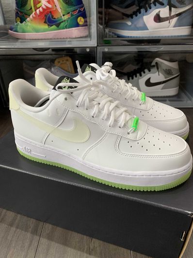 Nike Women's Air Force 1 Low '07 LX "White"