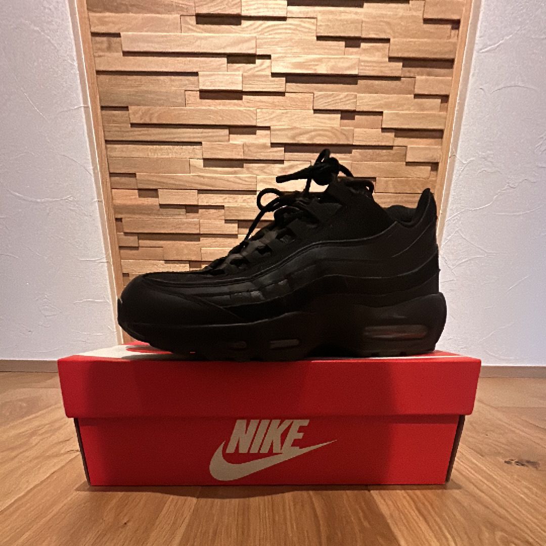 Nike Air Max 95 Essential "Black/Dark Grey/Black"