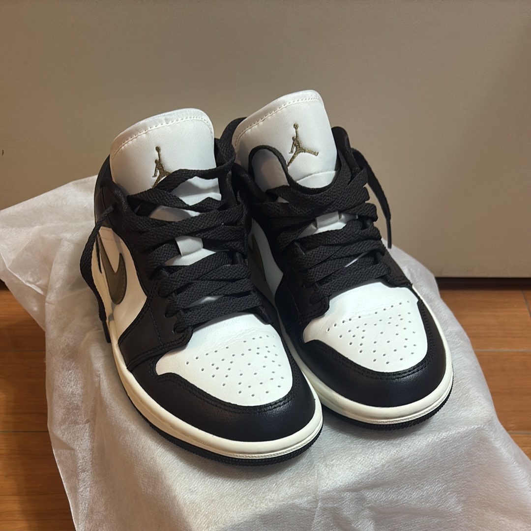 Nike Women's Air Jordan 1 Low "Shadow Brown"