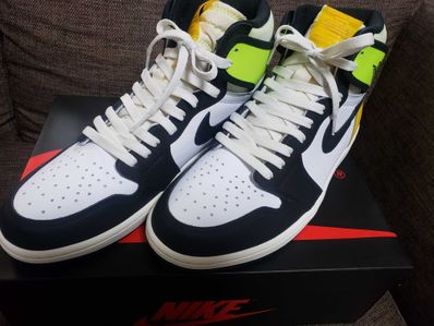 Nike Air Jordan 1 High OG "Volt Gold"