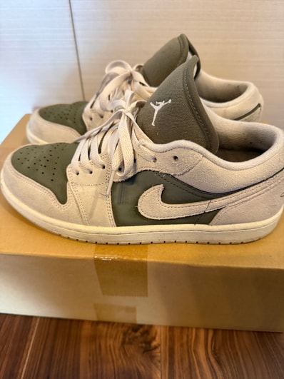 Nike Air Jordan 1 Low SE "Medium Olive"
