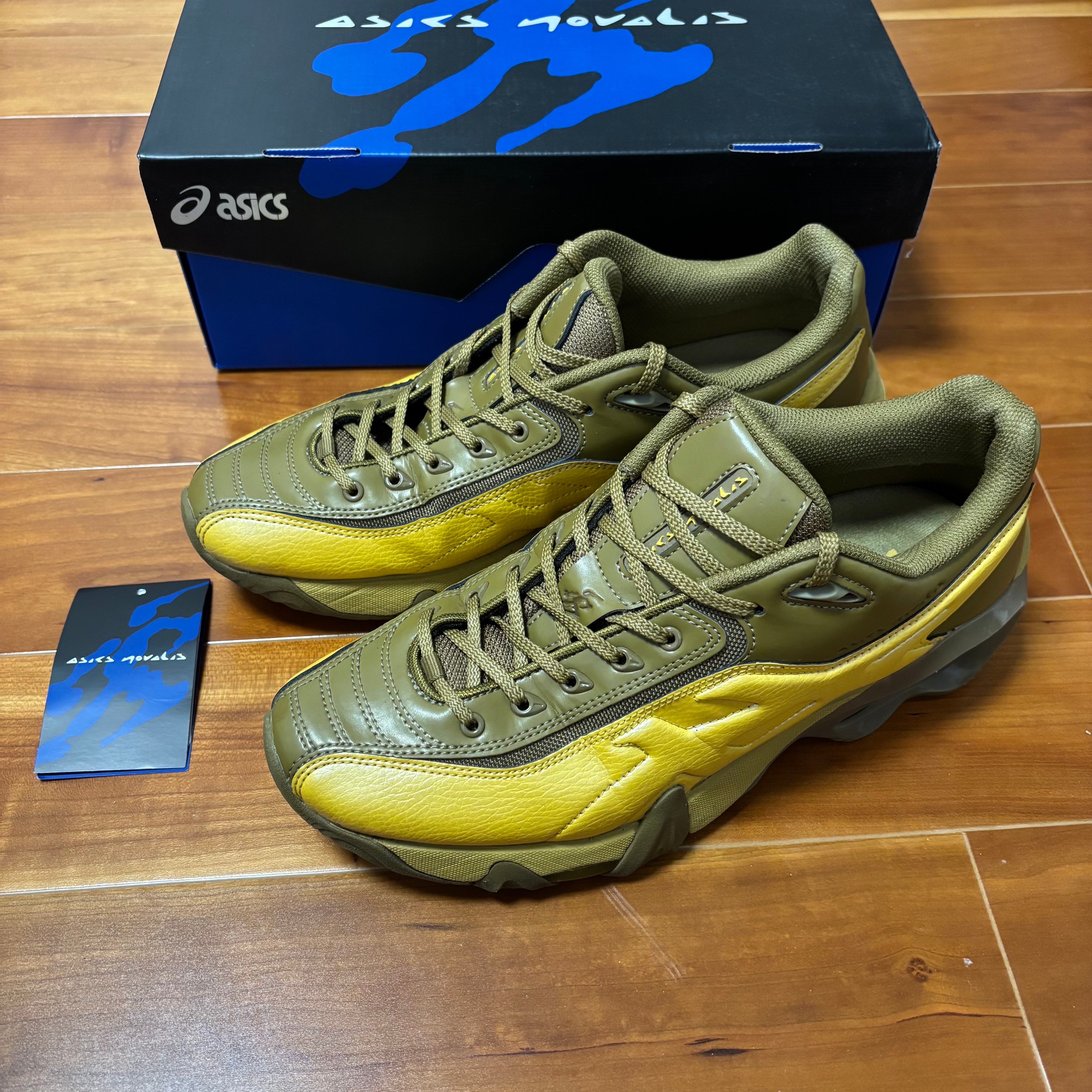 キココスタディノフ アシックス ノヴァリス ゲルテレモア "メダリオンイエロー/ハニー"