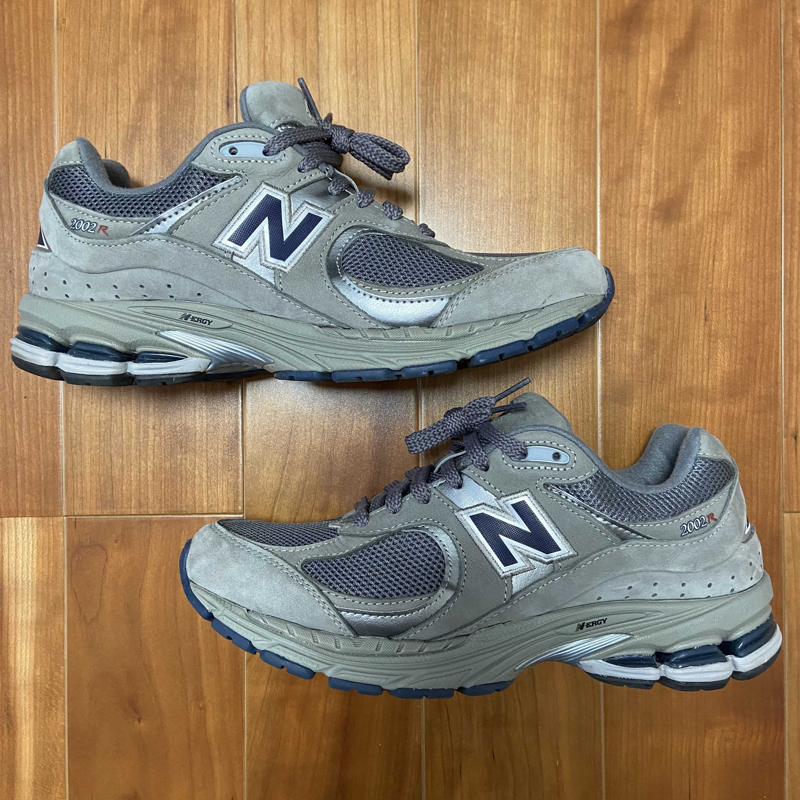 New Balance 2002R "Gray"