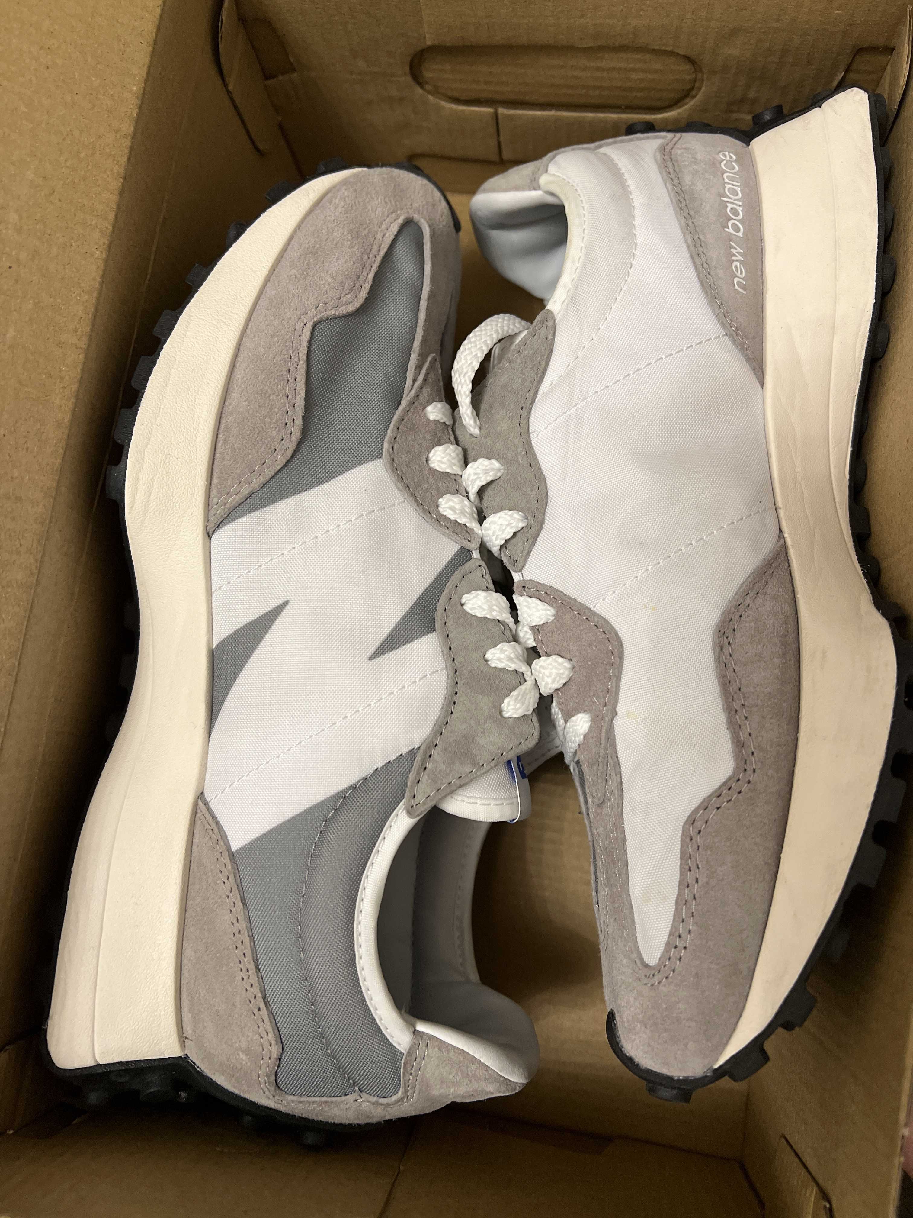 New Balance 327 "Gray"