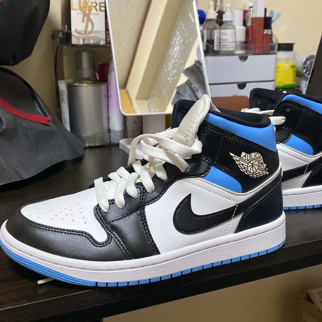 Nike Women's Air Jordan 1 Mid "Black/University Blue"