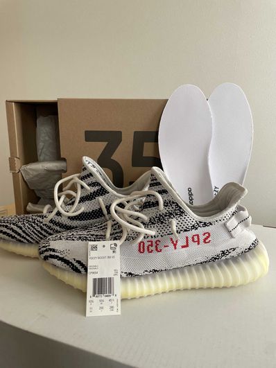 adidas YEEZY Boost 350 V2 "Zebra"