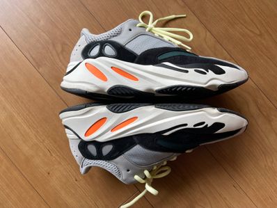 adidas YEEZY Boost 700 "Wave Runner"