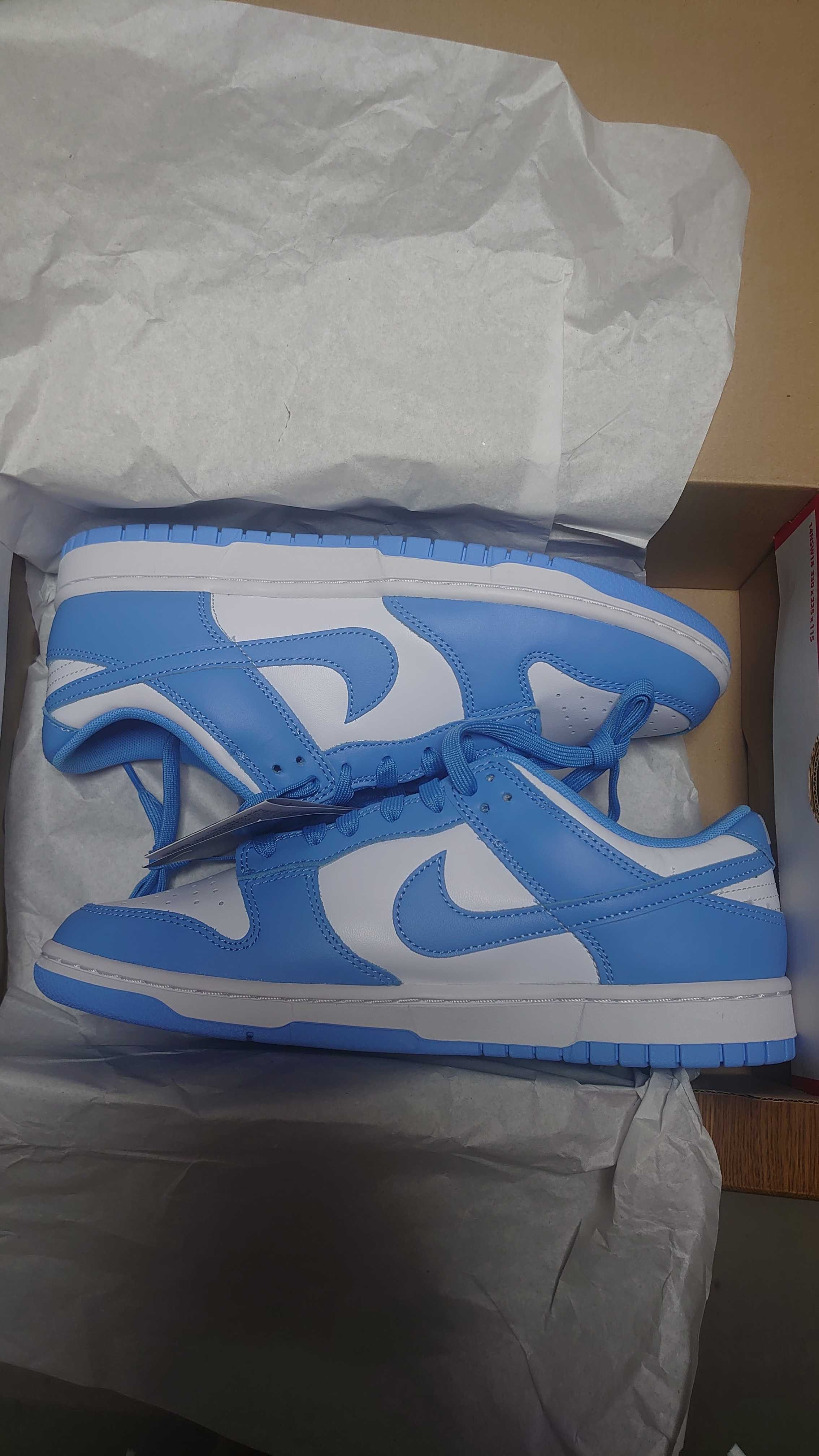 Nike Dunk Low "University Blue"