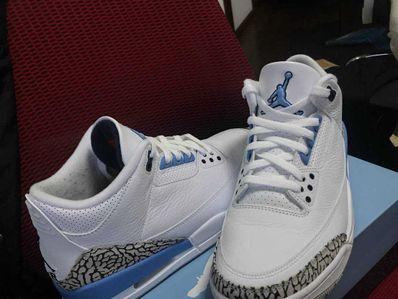 Nike Air Jordan 3 Retro "UNC" (2020)