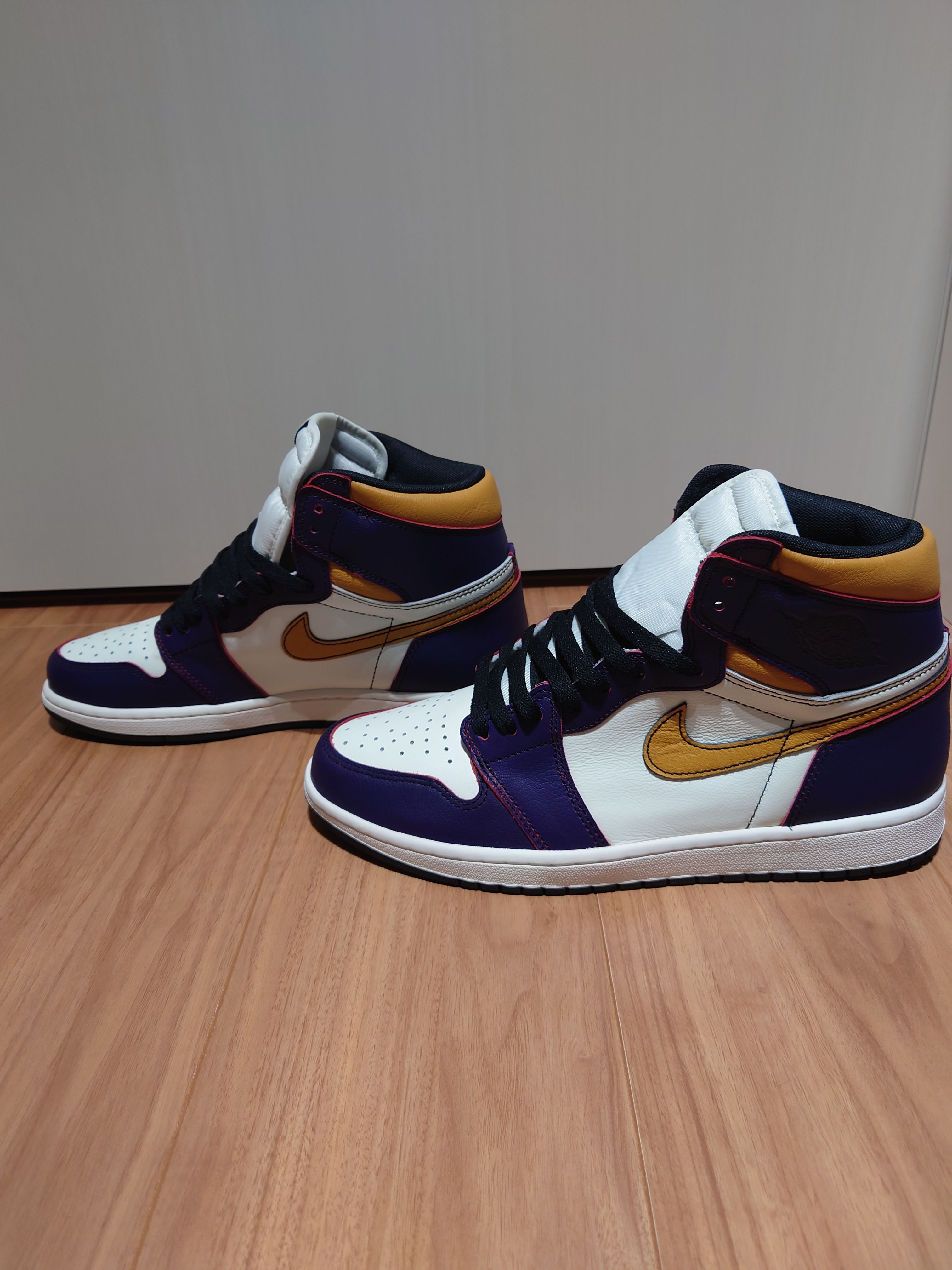 Nike SB × Air Jordan 1 Retro High "La To Chicago"