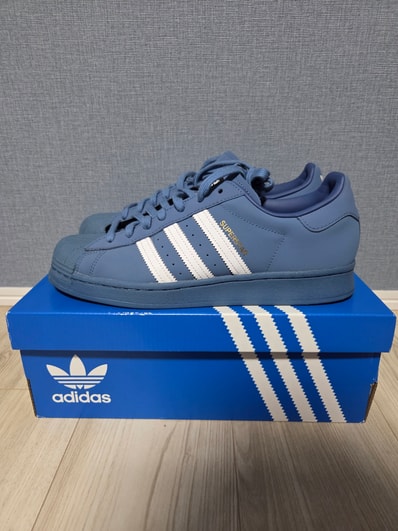 King Gnu Daiki Tsuneta × atmos × adidas Superstar "Blue"