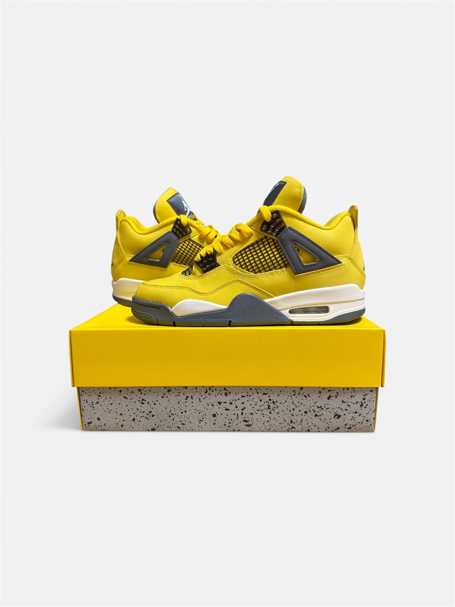 Nike Air Jordan 4 "Tour Yellow"