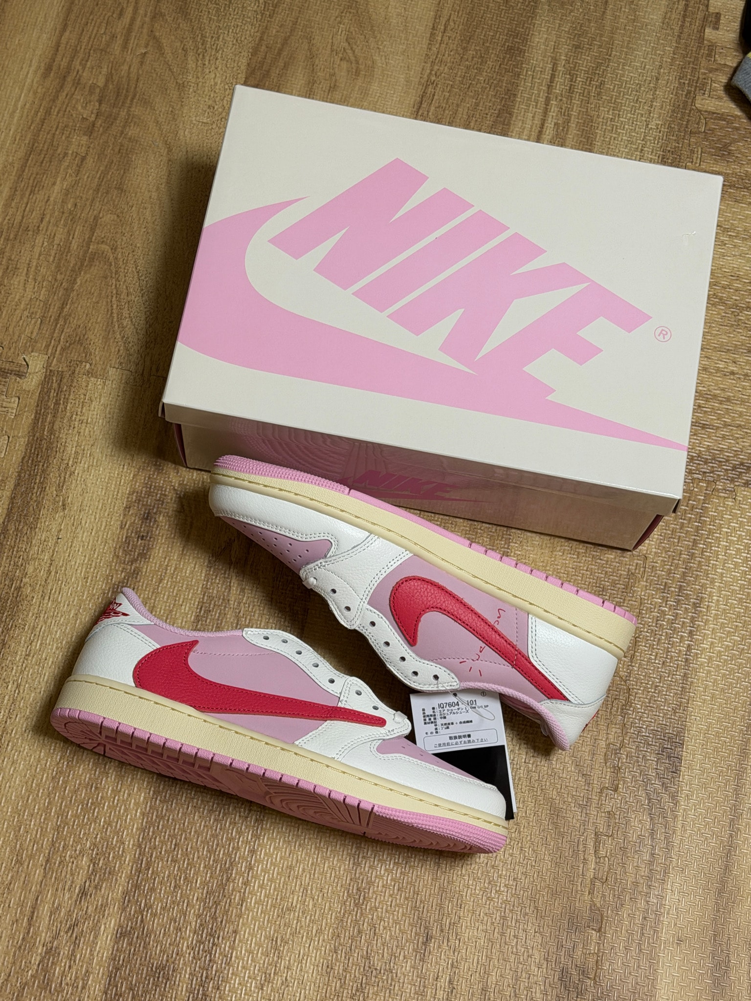 Travis Scott × Nike Air Jordan 1 Retro Low OG "Sail/Tropical Pink"