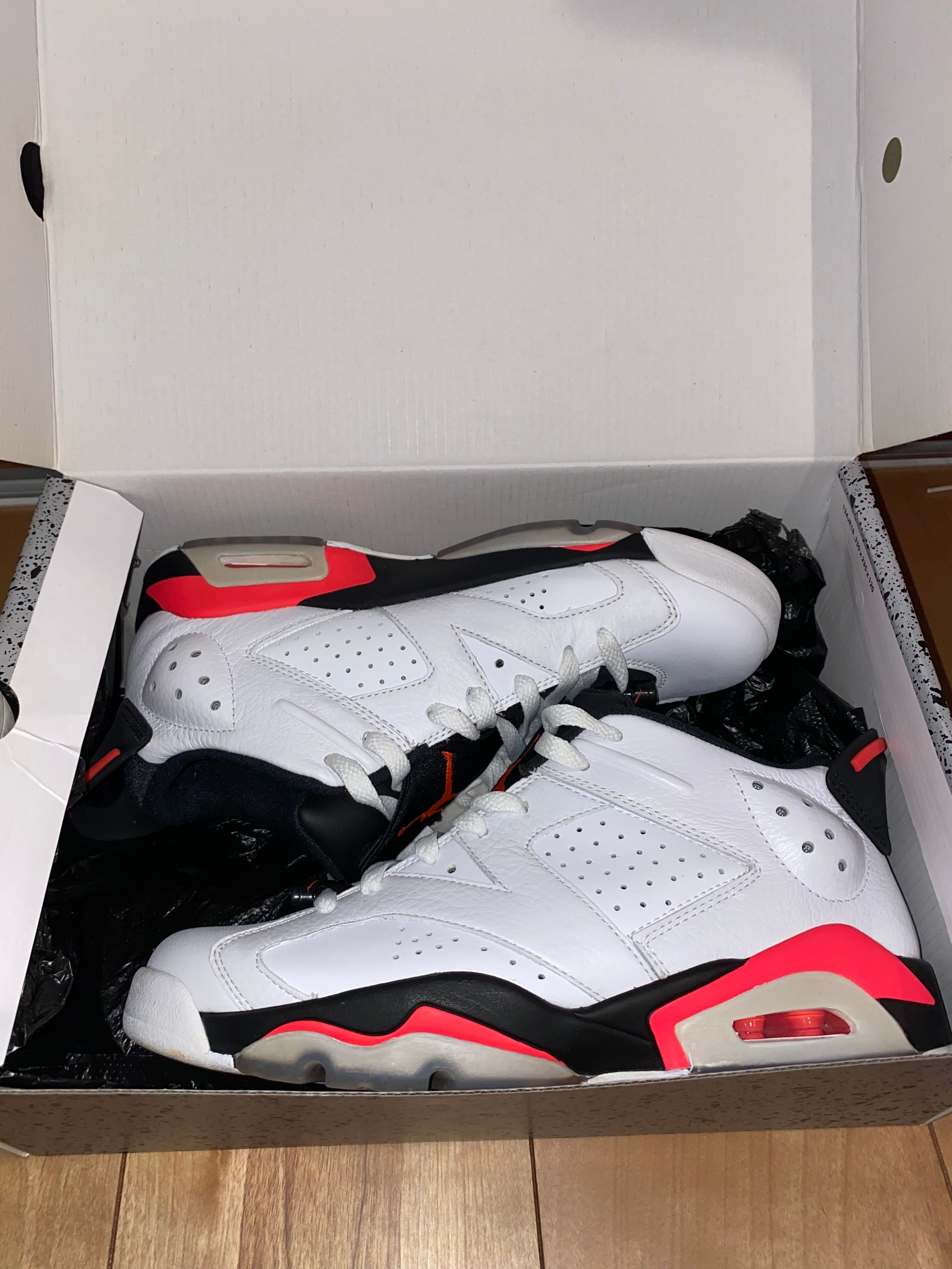 Nike Air Jordan 6 Low "Infrared/White"