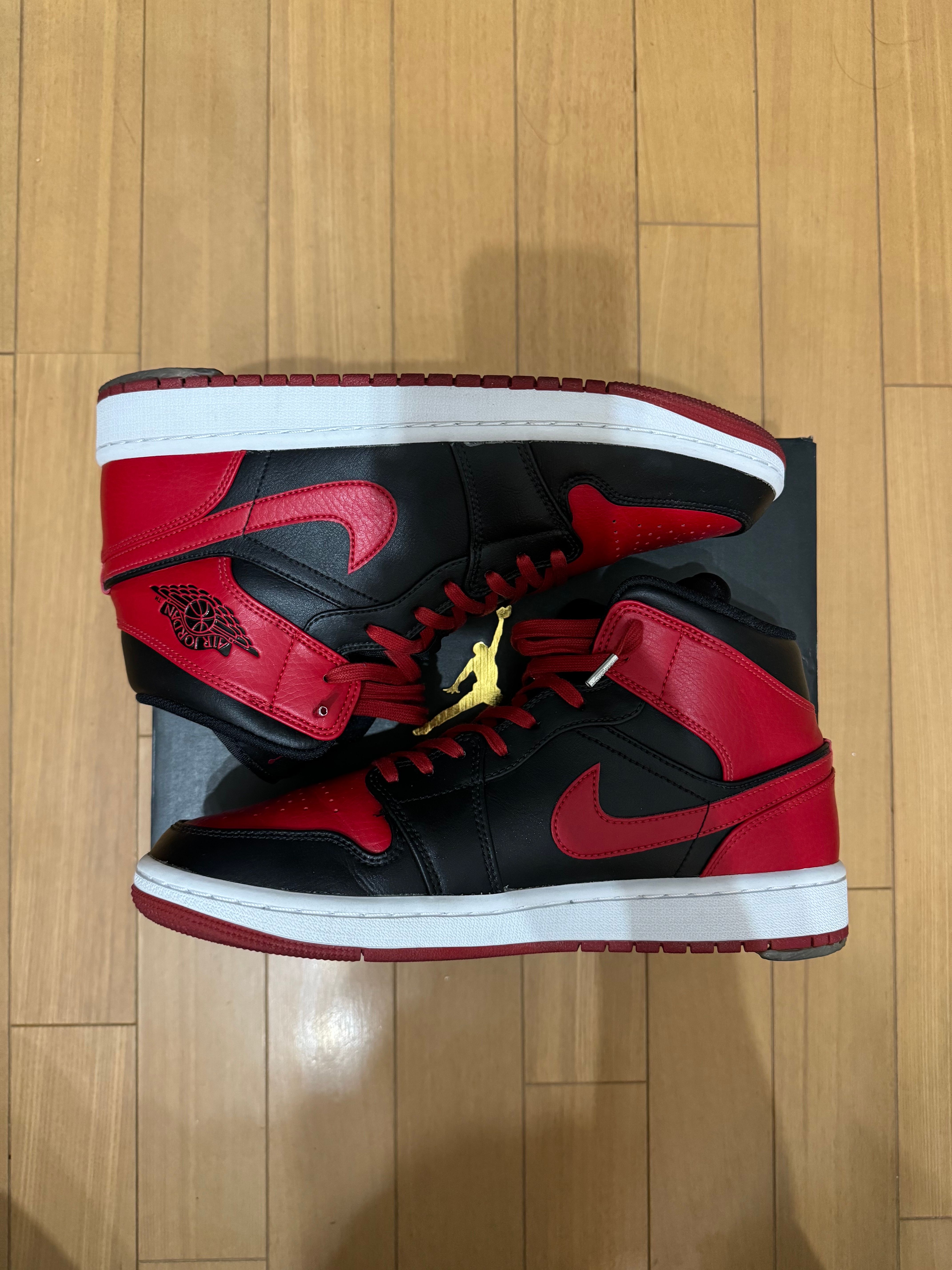 Nike Air Jordan 1 Mid "Bred"