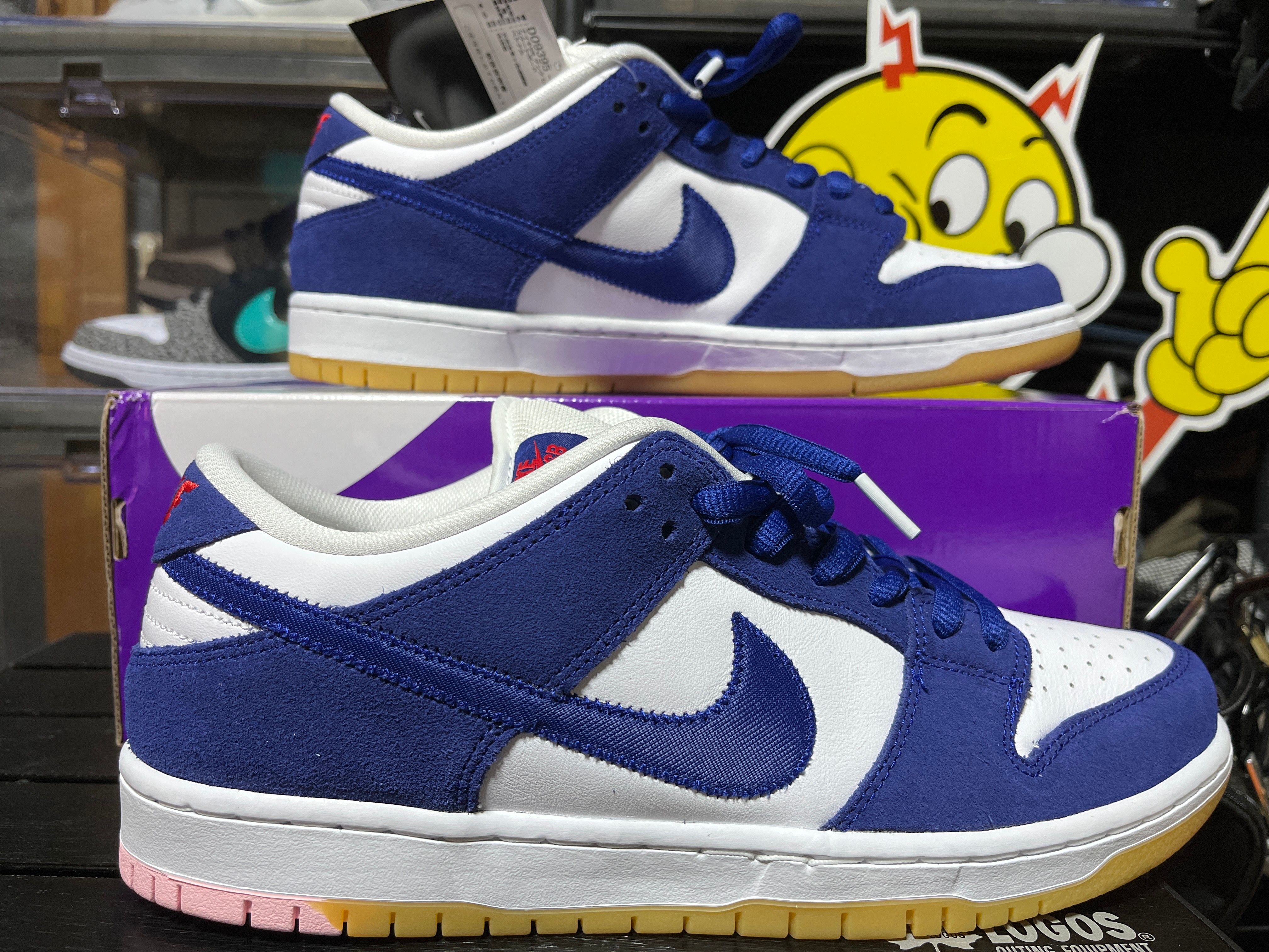 Nike SB Dunk Low "Los Angeles Dodgers/Deep Royal Blue"