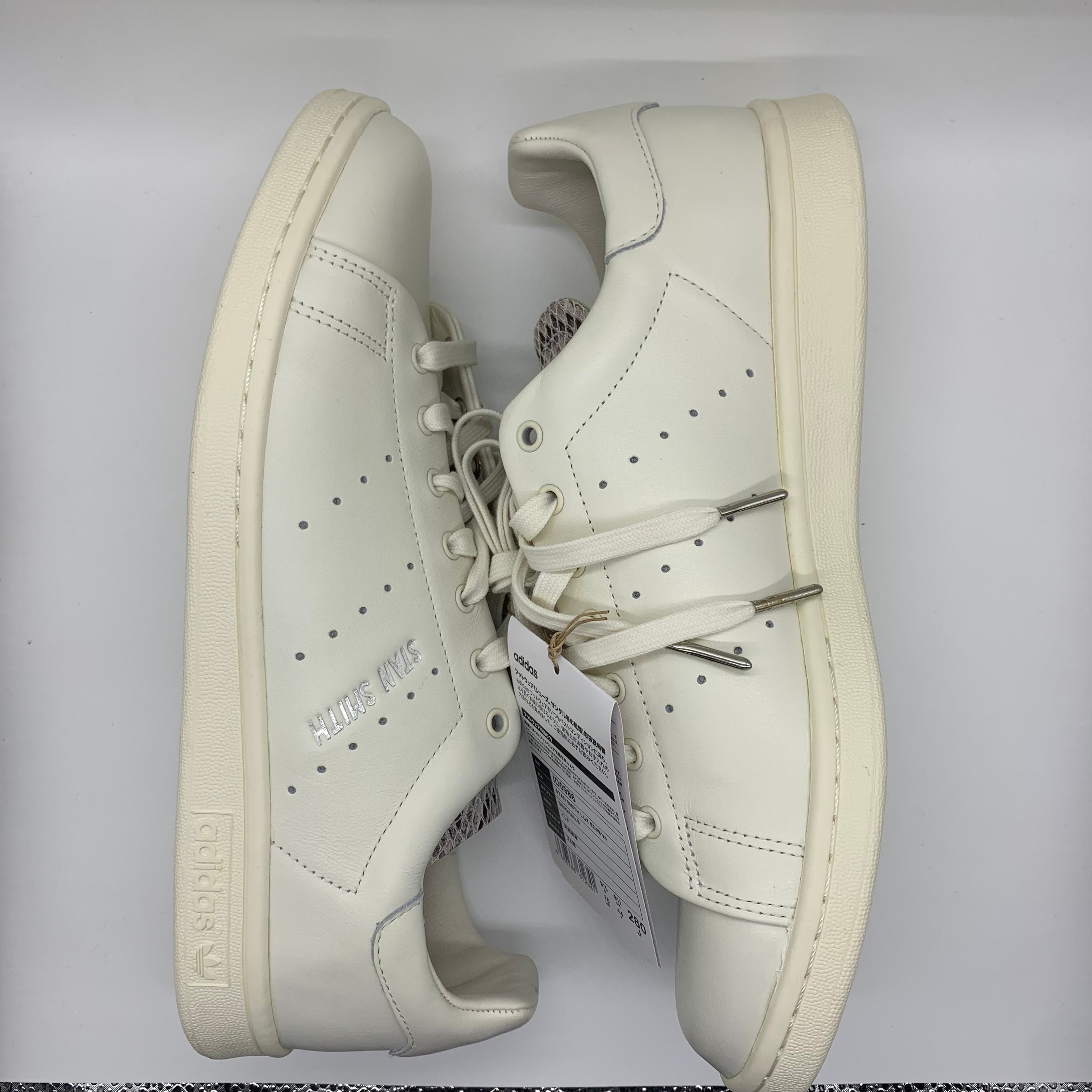アディダス オリジナルス スタンスミス ラックス  "オフホワイト/スネークスキン"