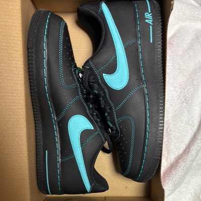 Nike Air Force 1 Low "Black Tiffany"