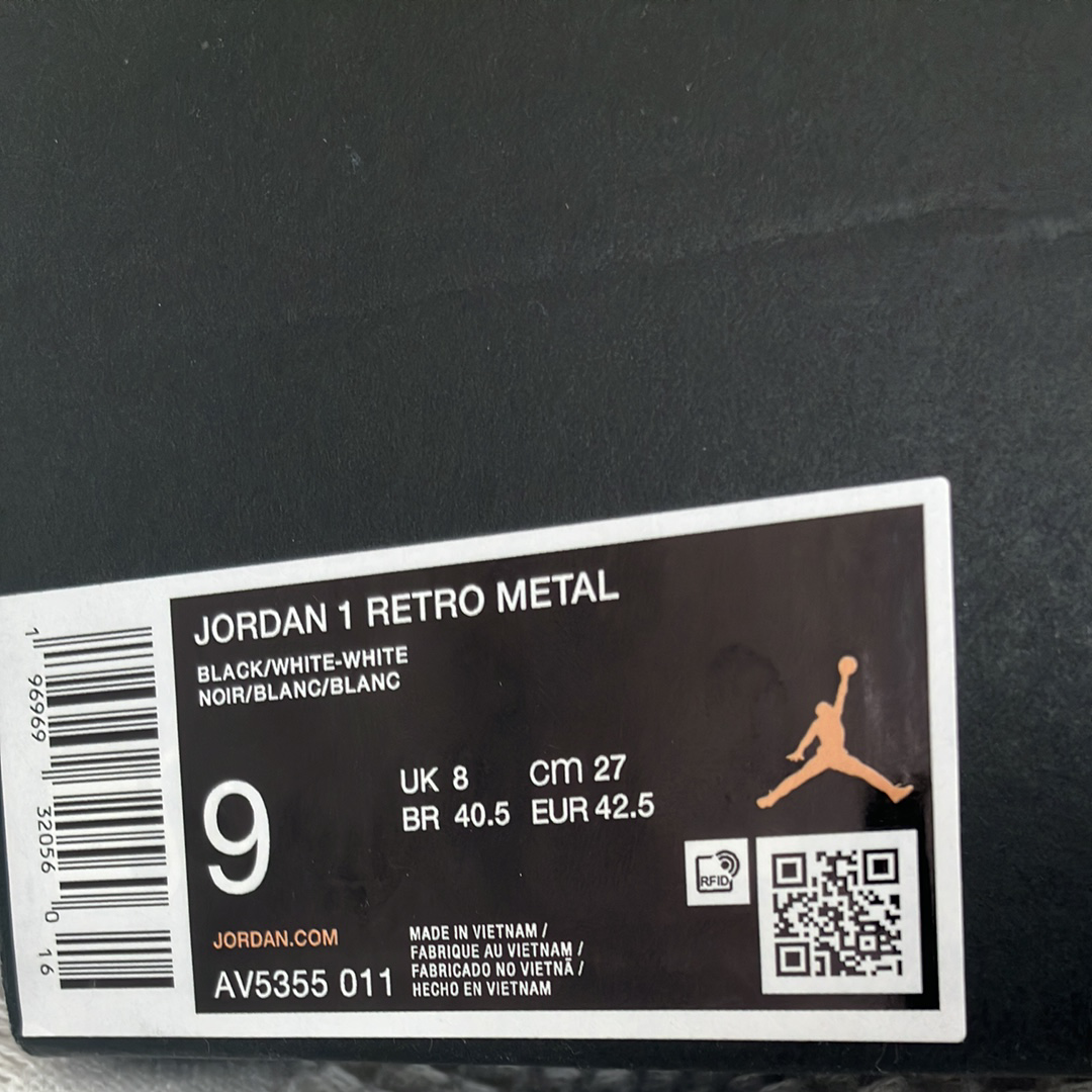 Nike Air Jordan 1 Retro Metal "Black/White"