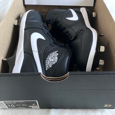 Nike Air Jordan 1 Retro Metal "Black/White"