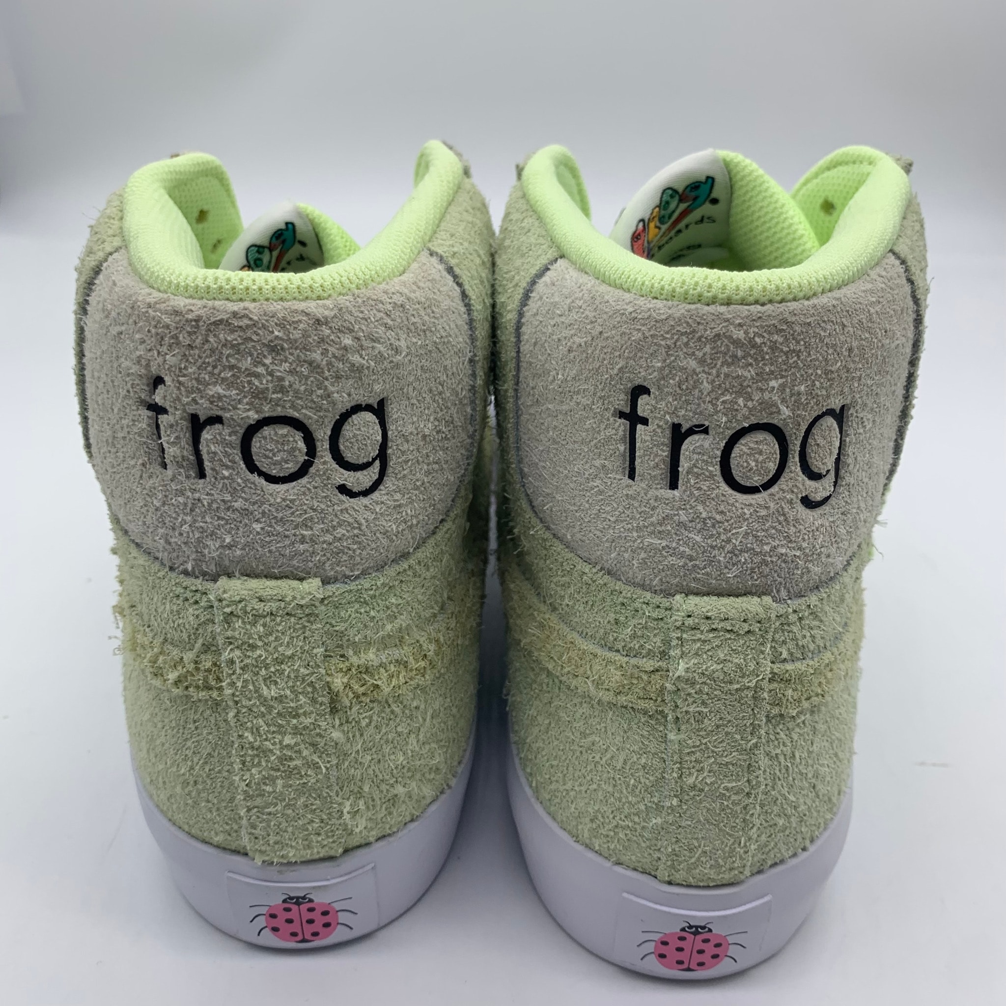 Flog Skateboards × Nike QS SB Zoom Blazer Mid