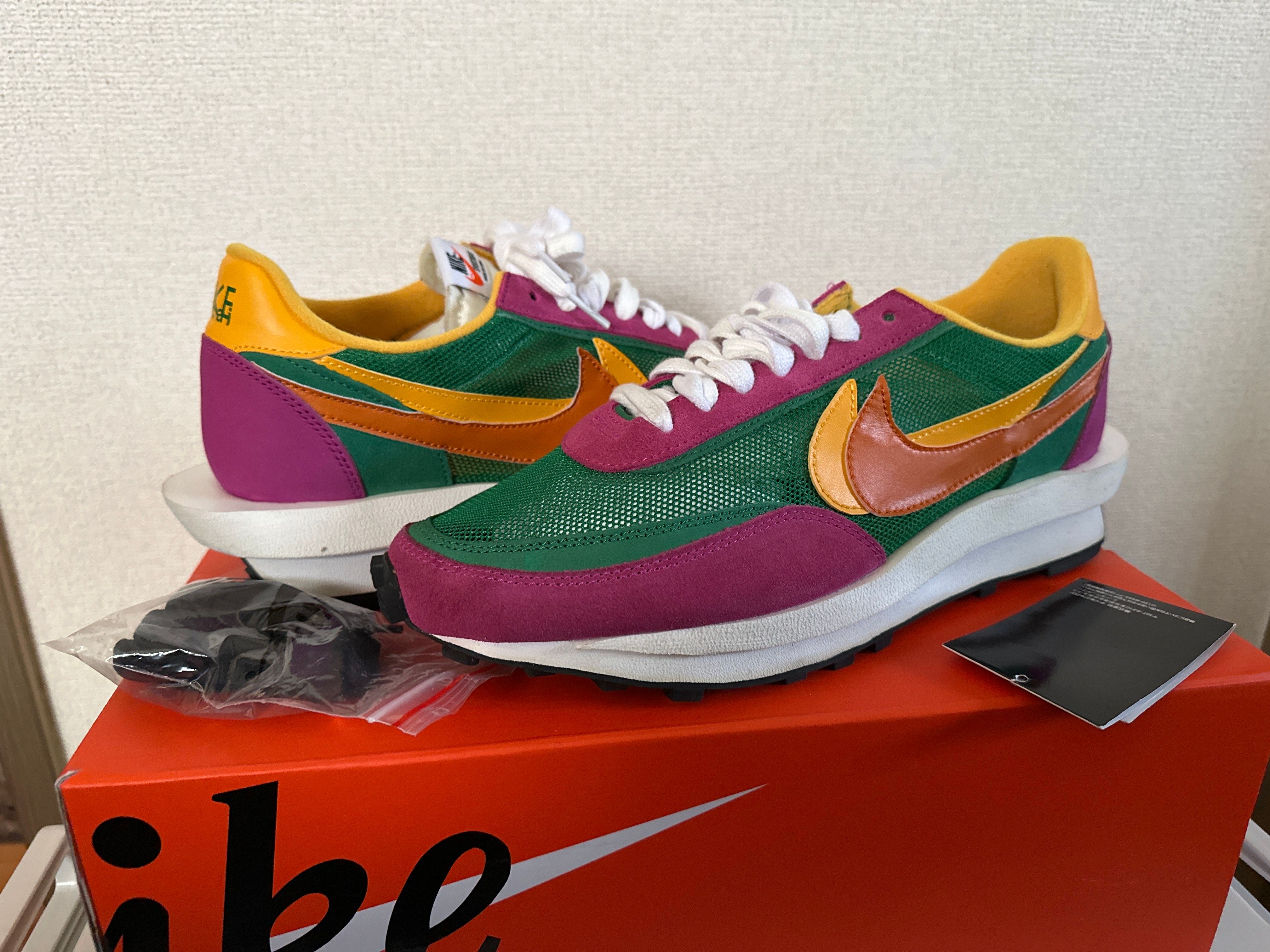 sacai × NIKE LDV WAFFLE "PINE GREEN"