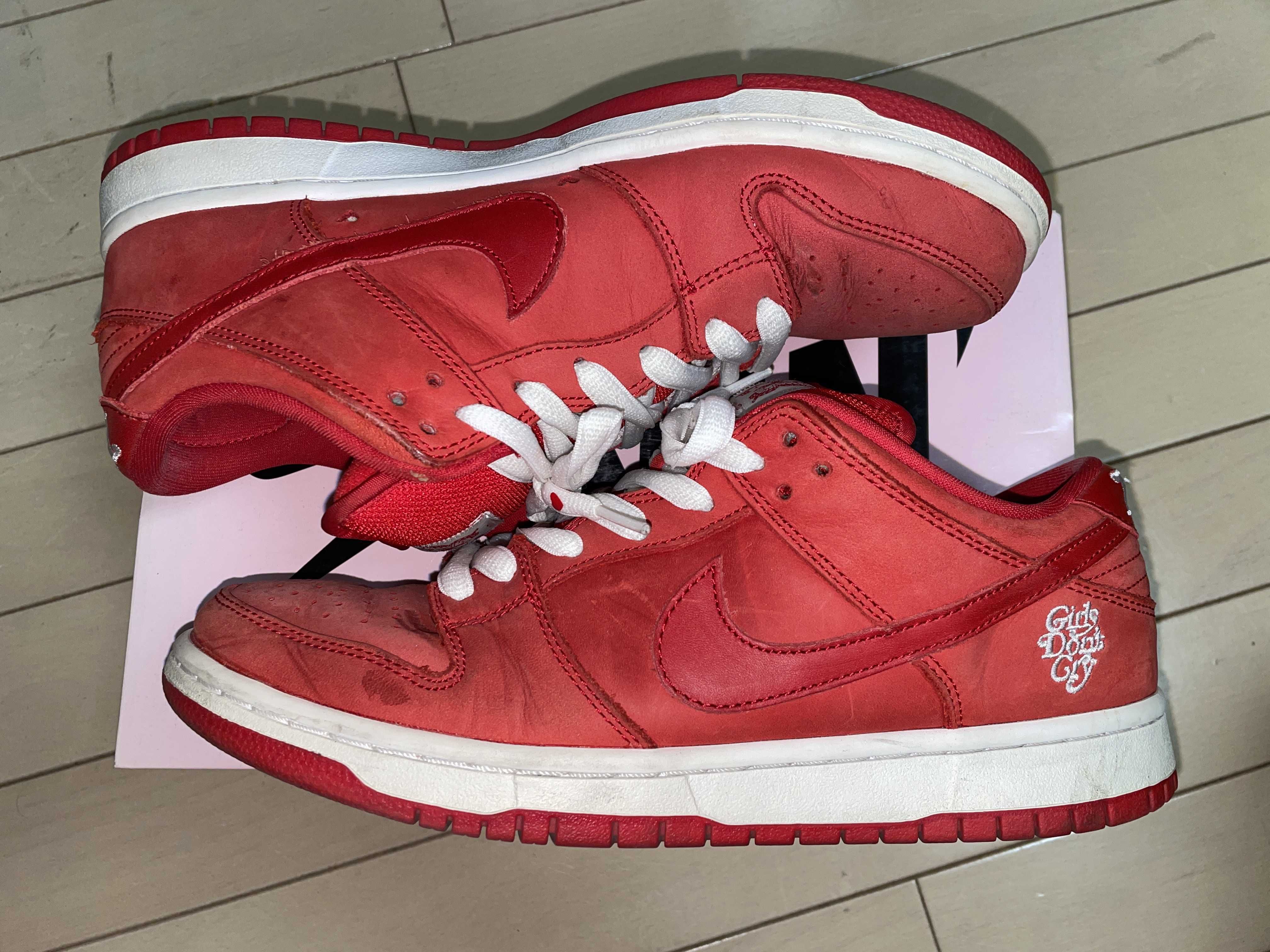 Girls Don't Cry × Nike SB Dunk Low Pro QS "Red" / VERDY