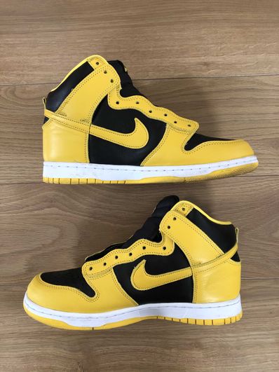 Nike Dunk High "Black/Varsity Maize"