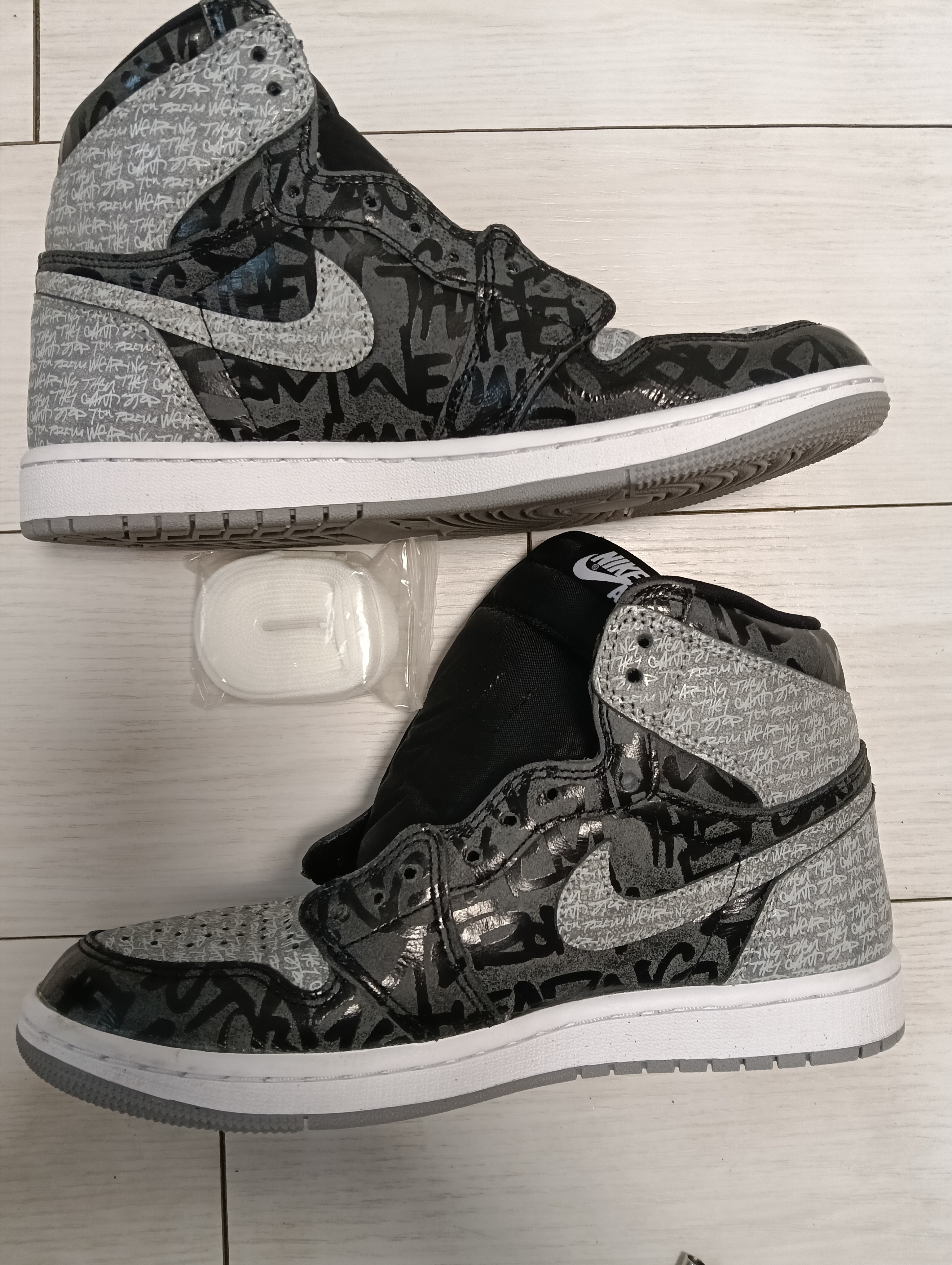 Nike Air Jordan 1 High OG "Rebellionaire"