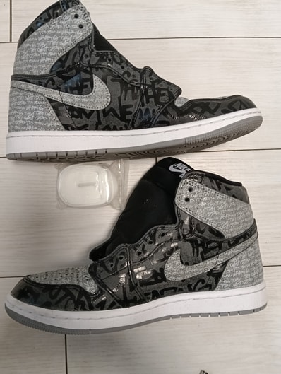 Nike Air Jordan 1 High OG "Rebellionaire"