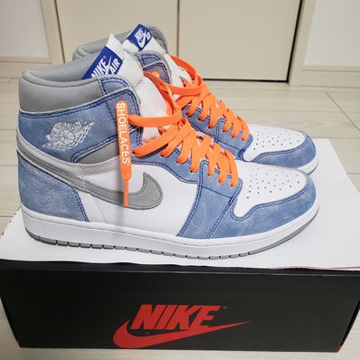 Nike Air Jordan 1 High OG "Hyper Royal"