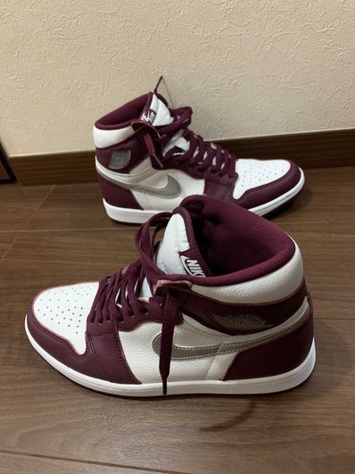 Nike Air Jordan 1 High OG "Bordeaux"