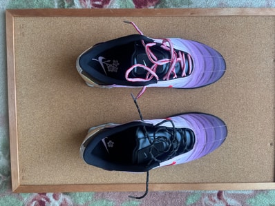 Forget-me-nots × Nike Women's Total 90 Shox Magia "Shy Pink"