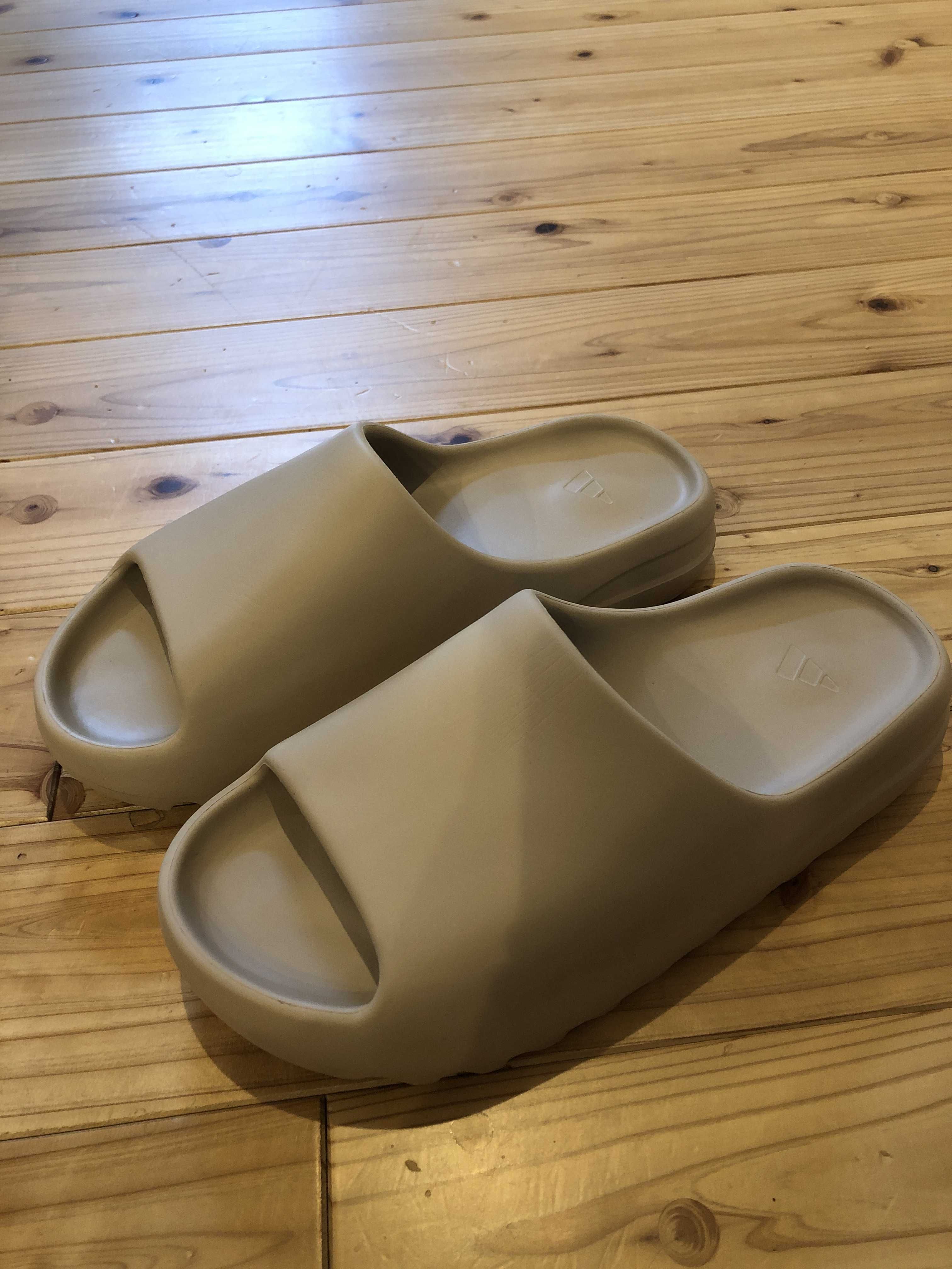 adidas YEEZY Slide "Pure" (GZ5554)