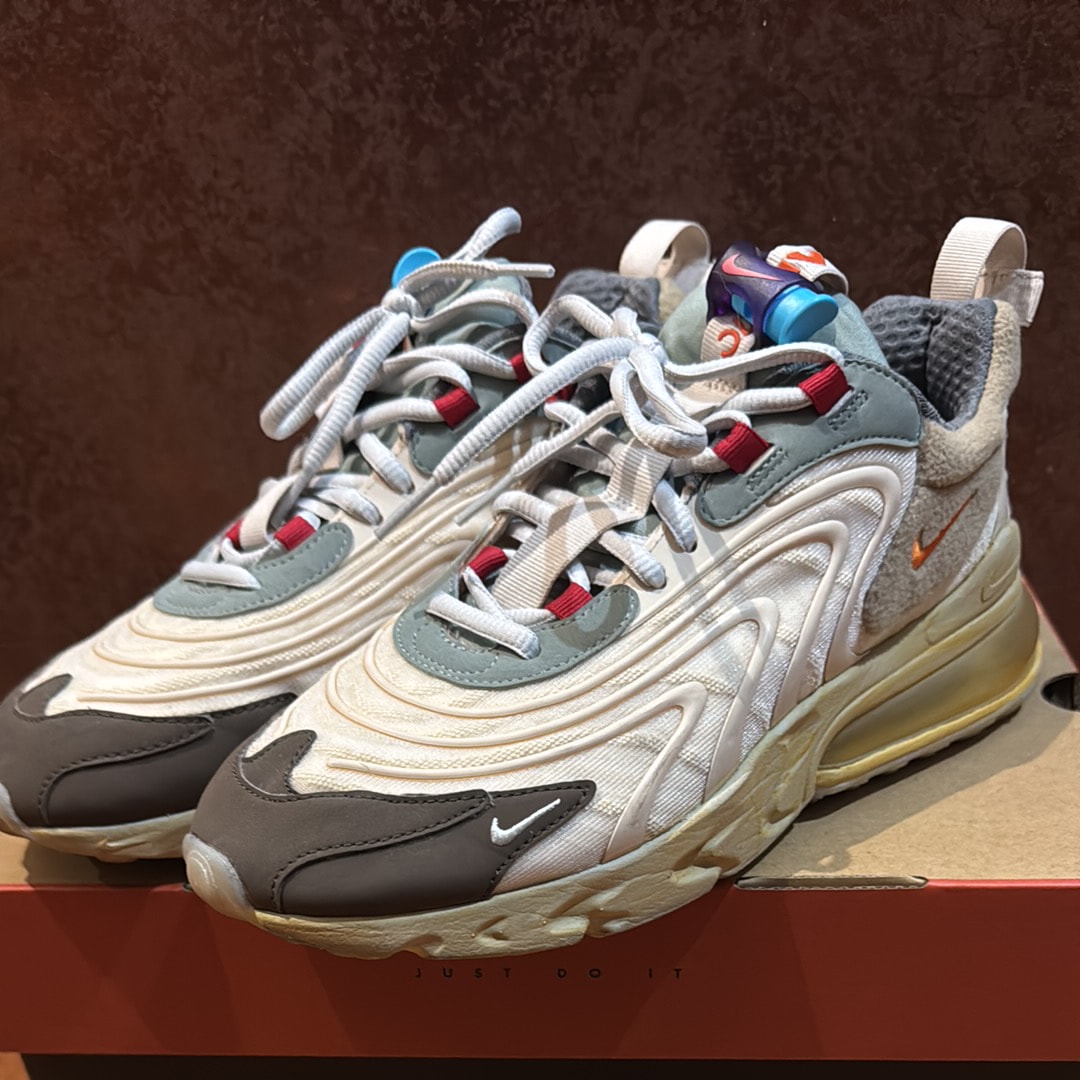 Travis Scott  × Nike Air Max 270 "Cactus Trails"