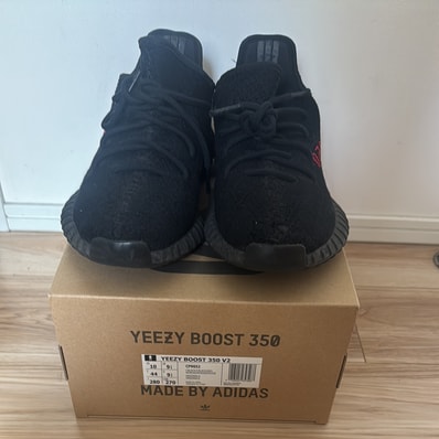adidas YEEZY Boost 350 V2 "Core Black/Red" (2020)
