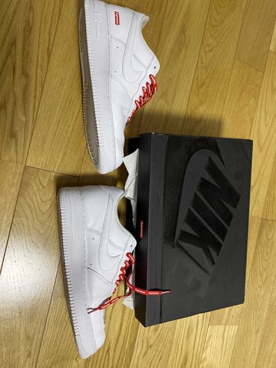 Supreme × Nike Air Force 1 Low "White"
