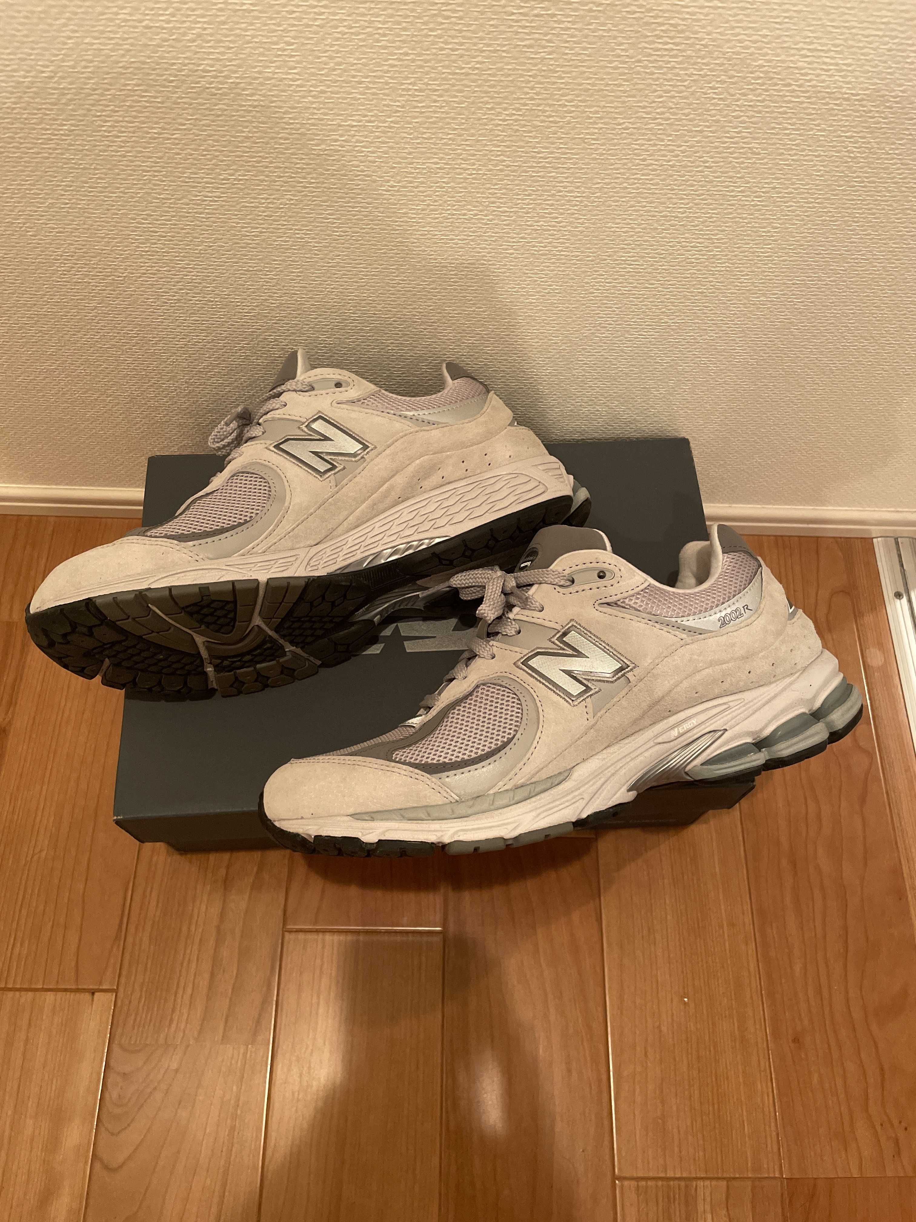 New Balance 2002R "Gray"