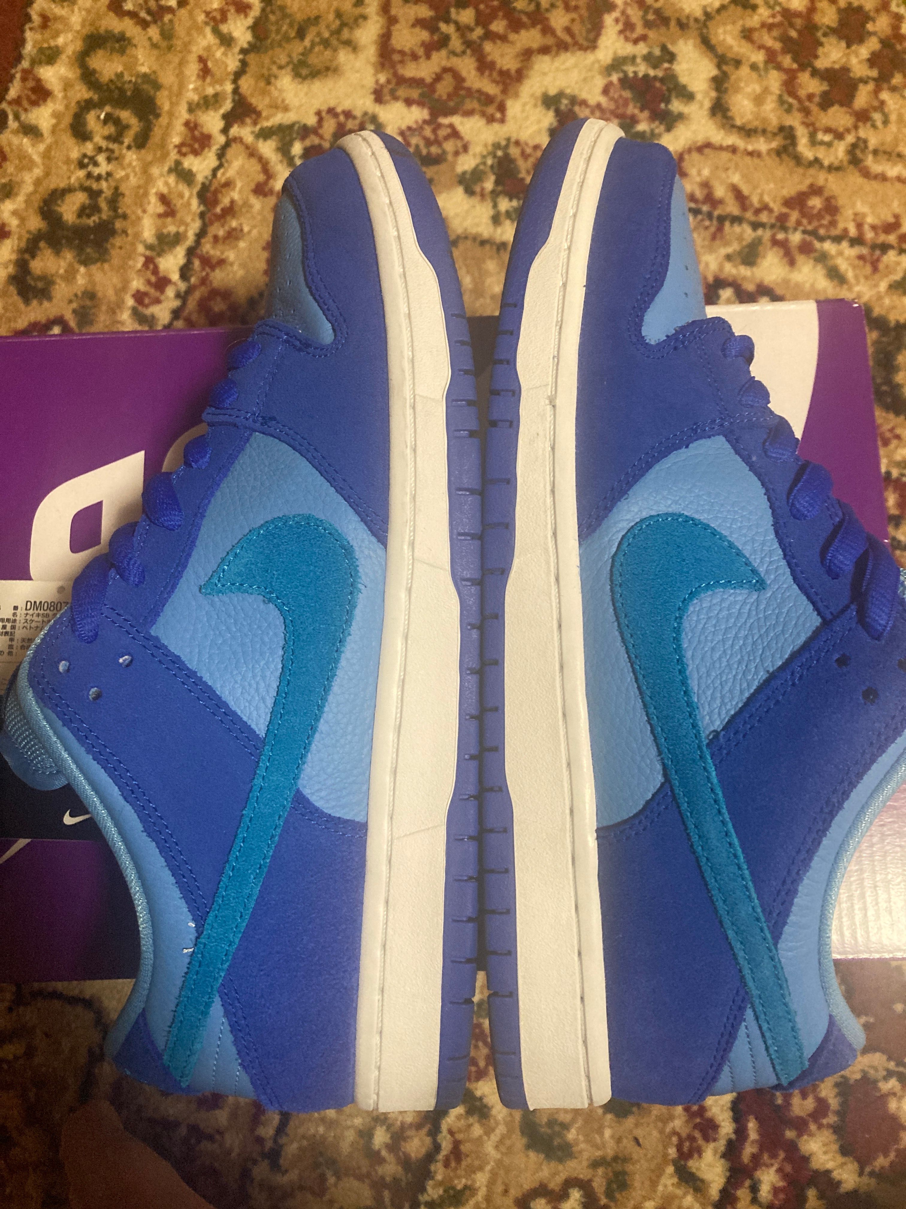 Nike SB Dunk Low "Blue Raspberry"