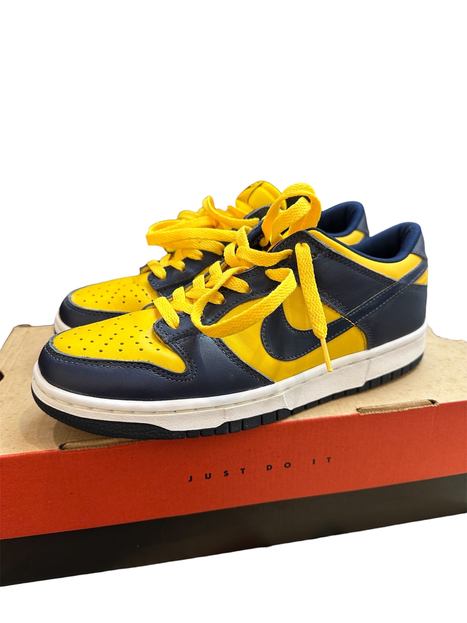 Nike Dunk Low "Midnight Navy/Varsity Maize" (1999)