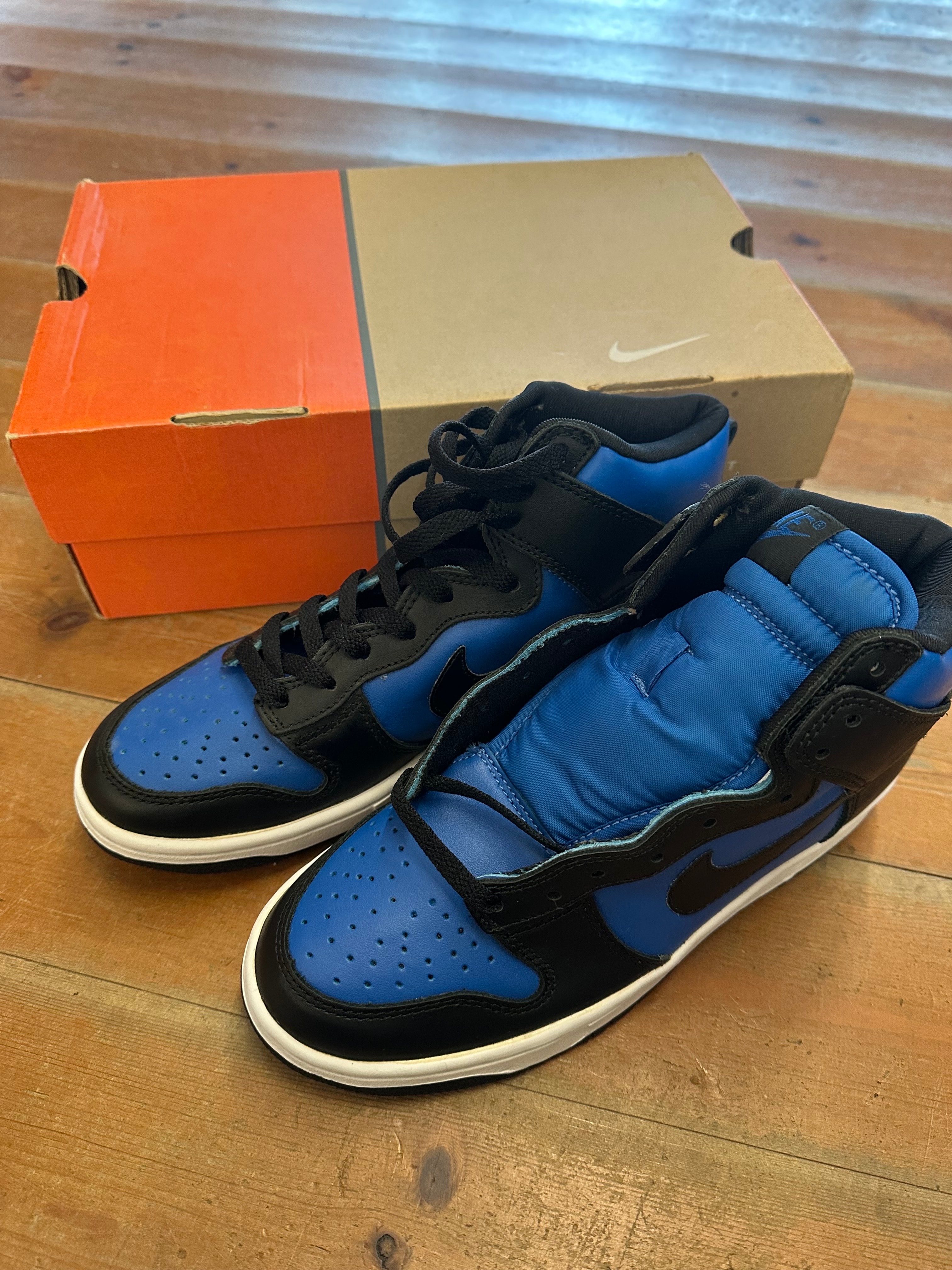 Nike Dunk High LE "Black Blue Spark"