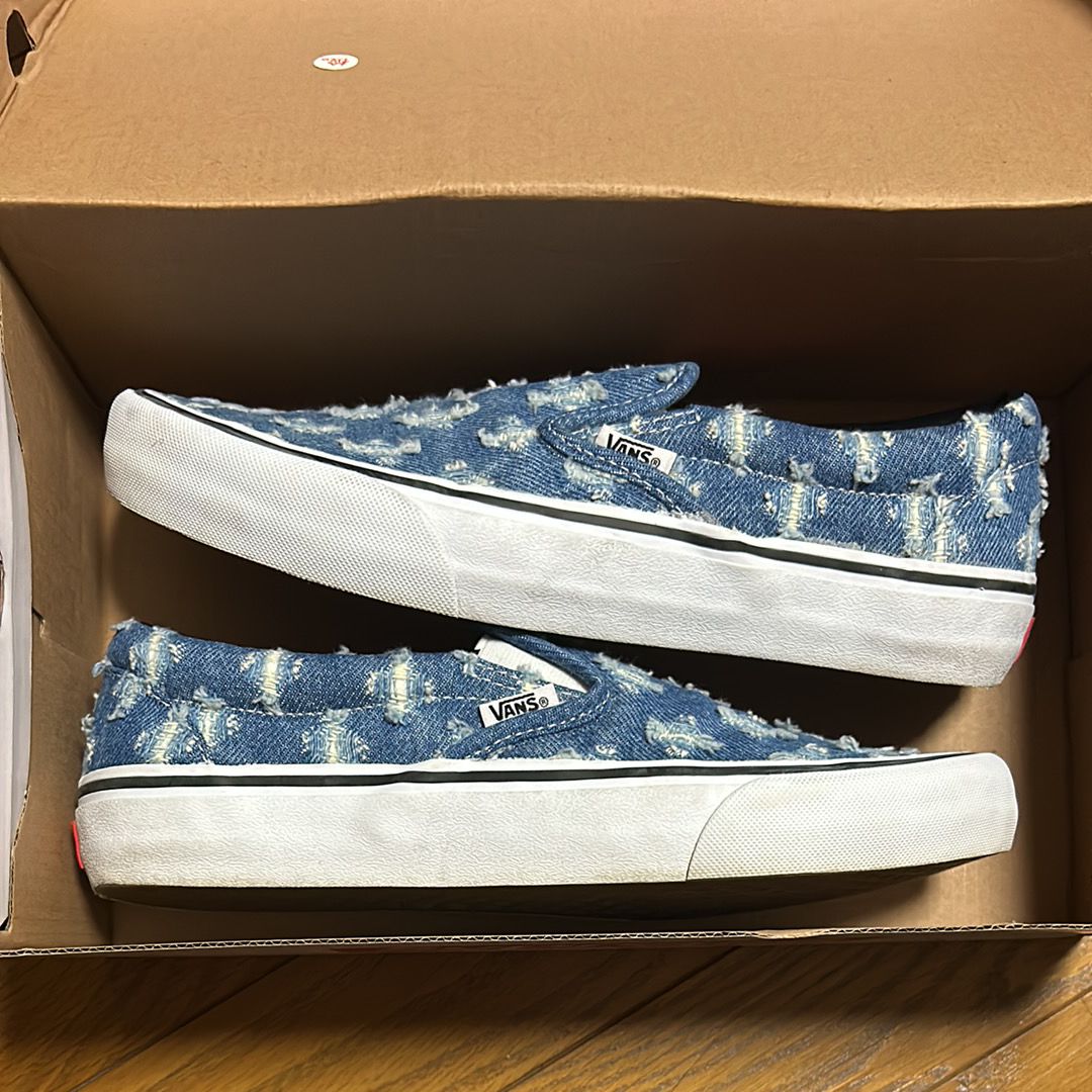 Supreme × Vans Slip-On Hole Punch Denim "Blue"