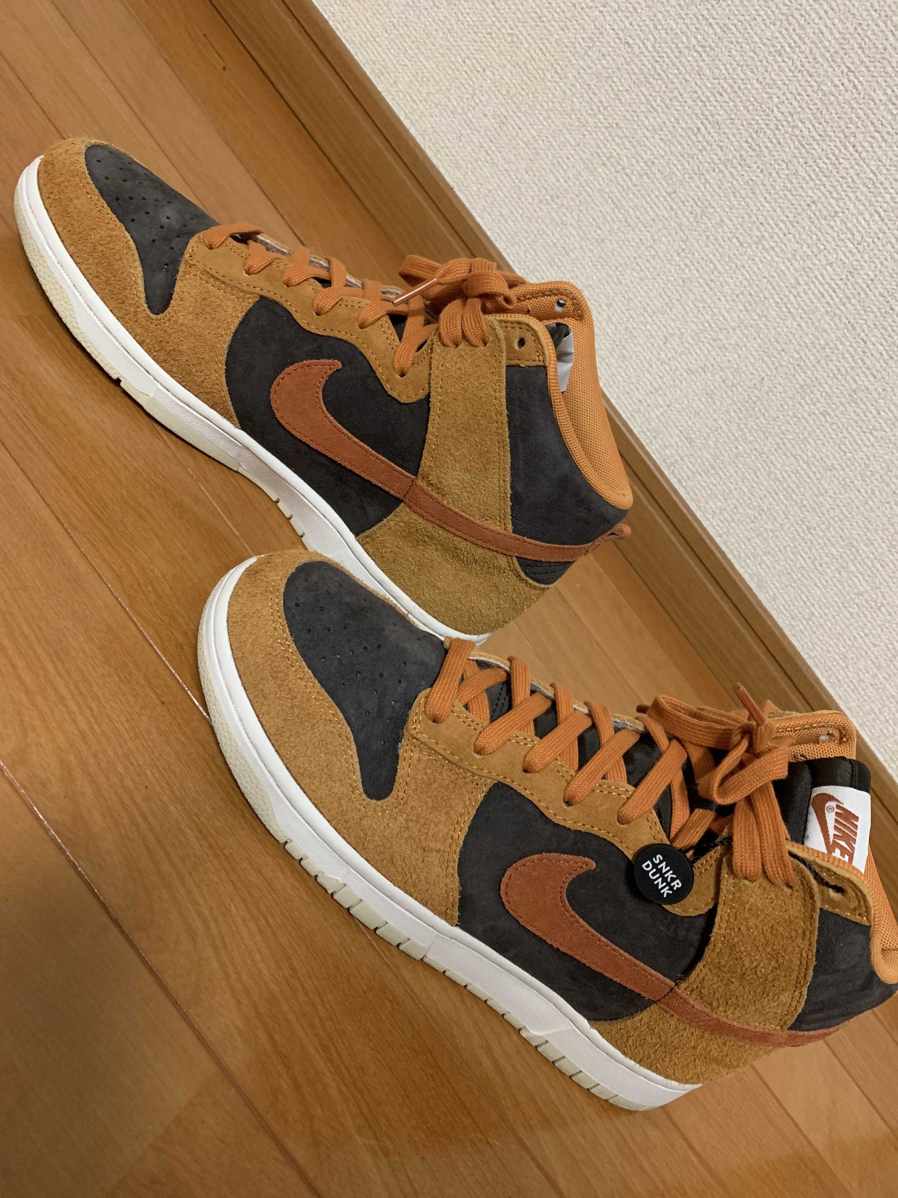 NIKE DUNK HIGH PRM "DARK CURRY"