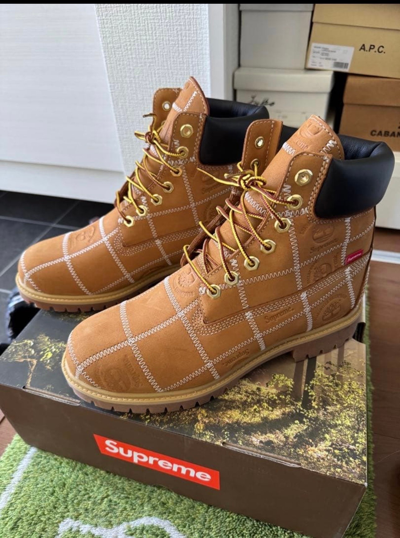 Supreme × Timberland Patchwork 6 Inch Premium Boot "Wheat"