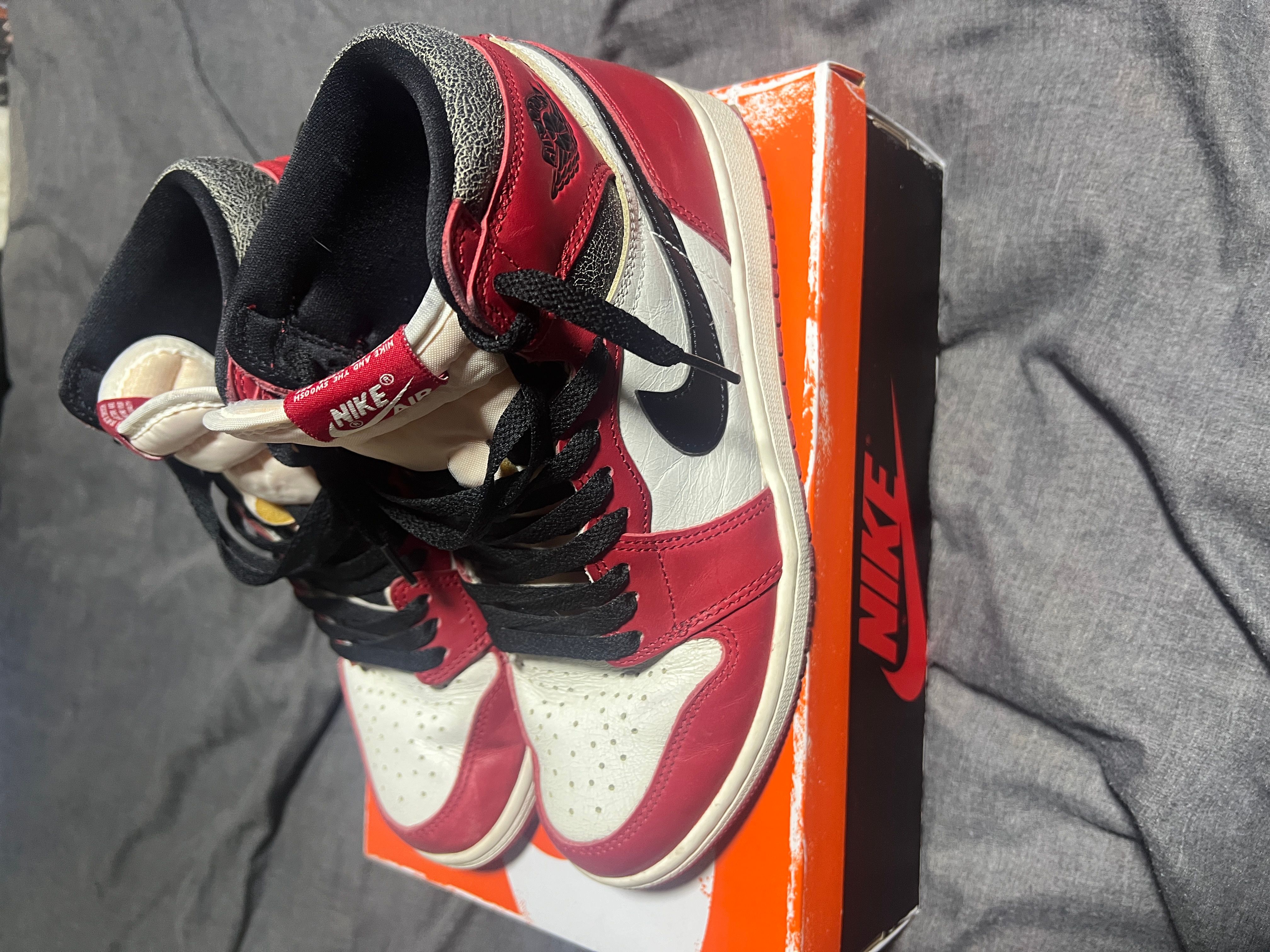 Nike Air Jordan 1 High OG "Lost & Found/Chicago"