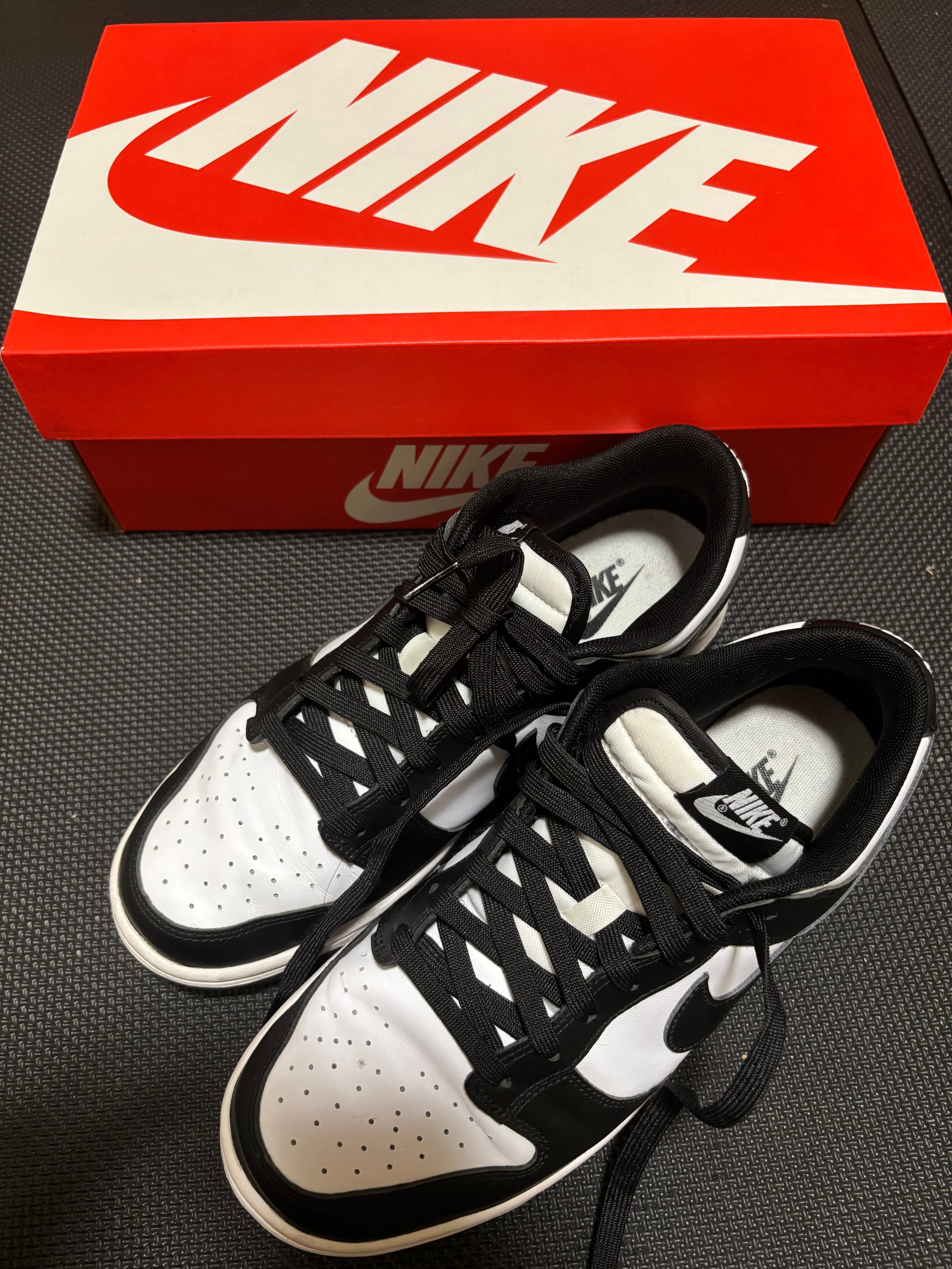 Nike Dunk Low Retro "Panda/White/Black"