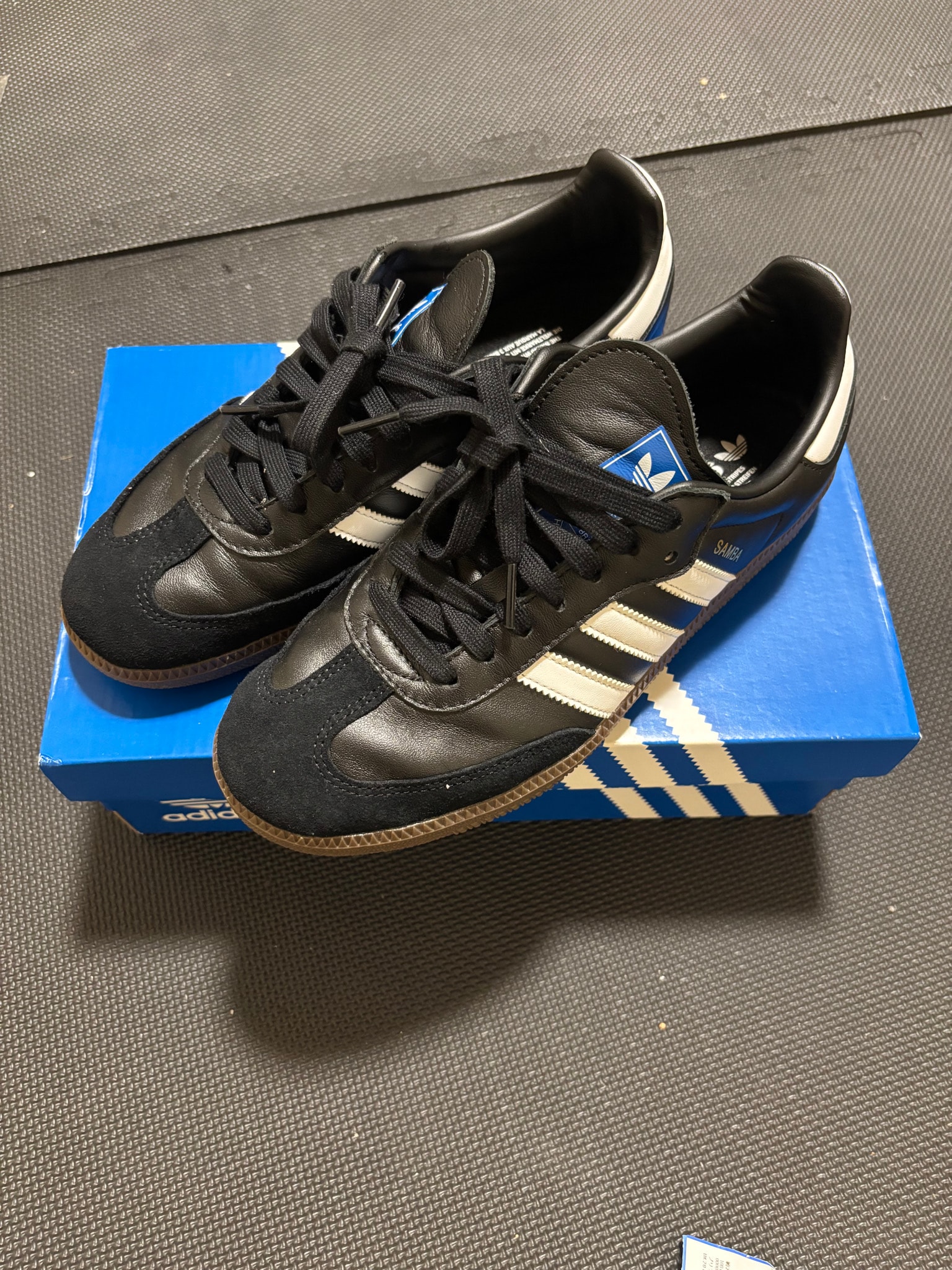 adidas Samba OG "Core Black/Cloud White/Gum"