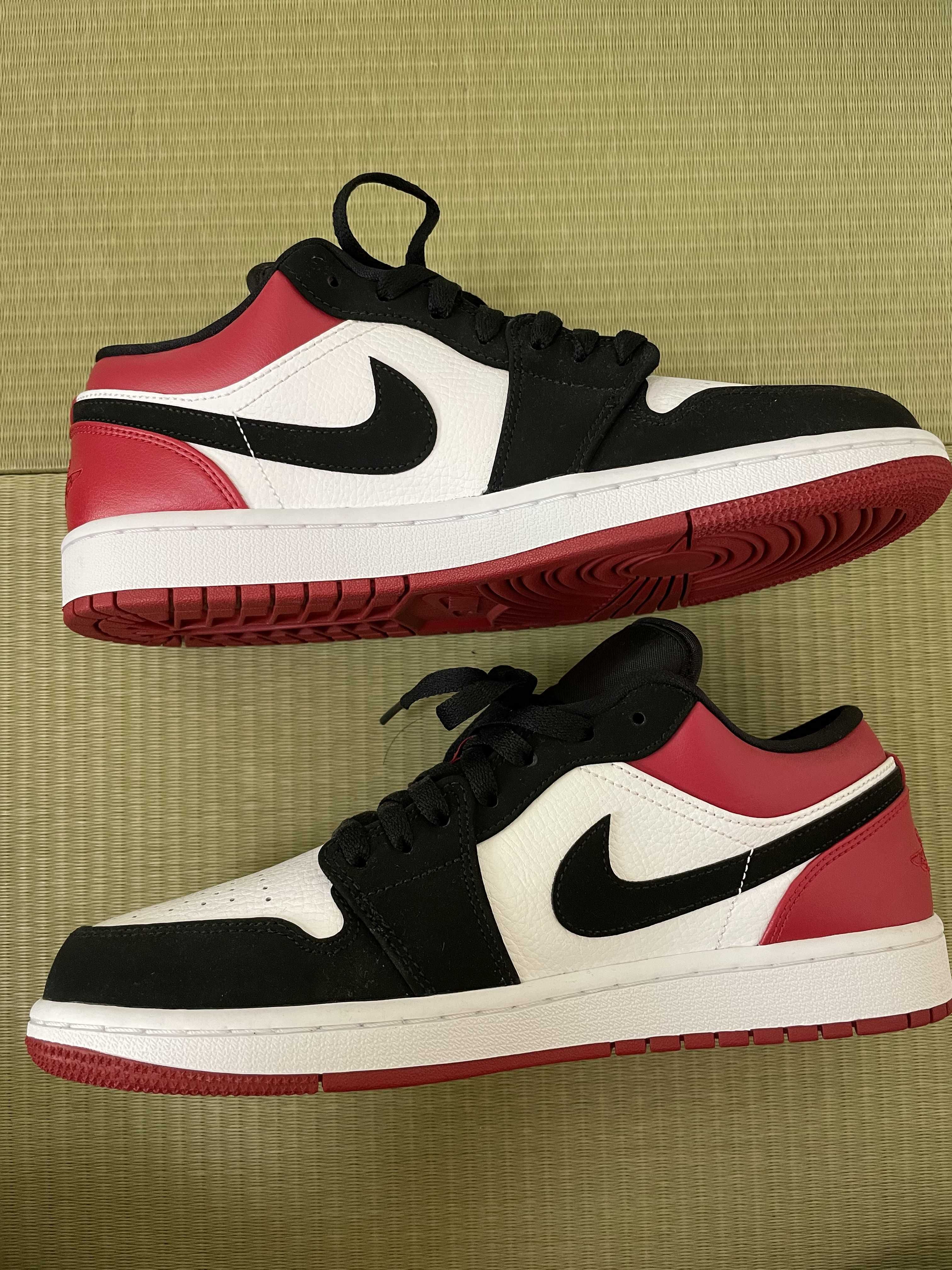 Nike Air Jordan 1 Low "Black Toe"