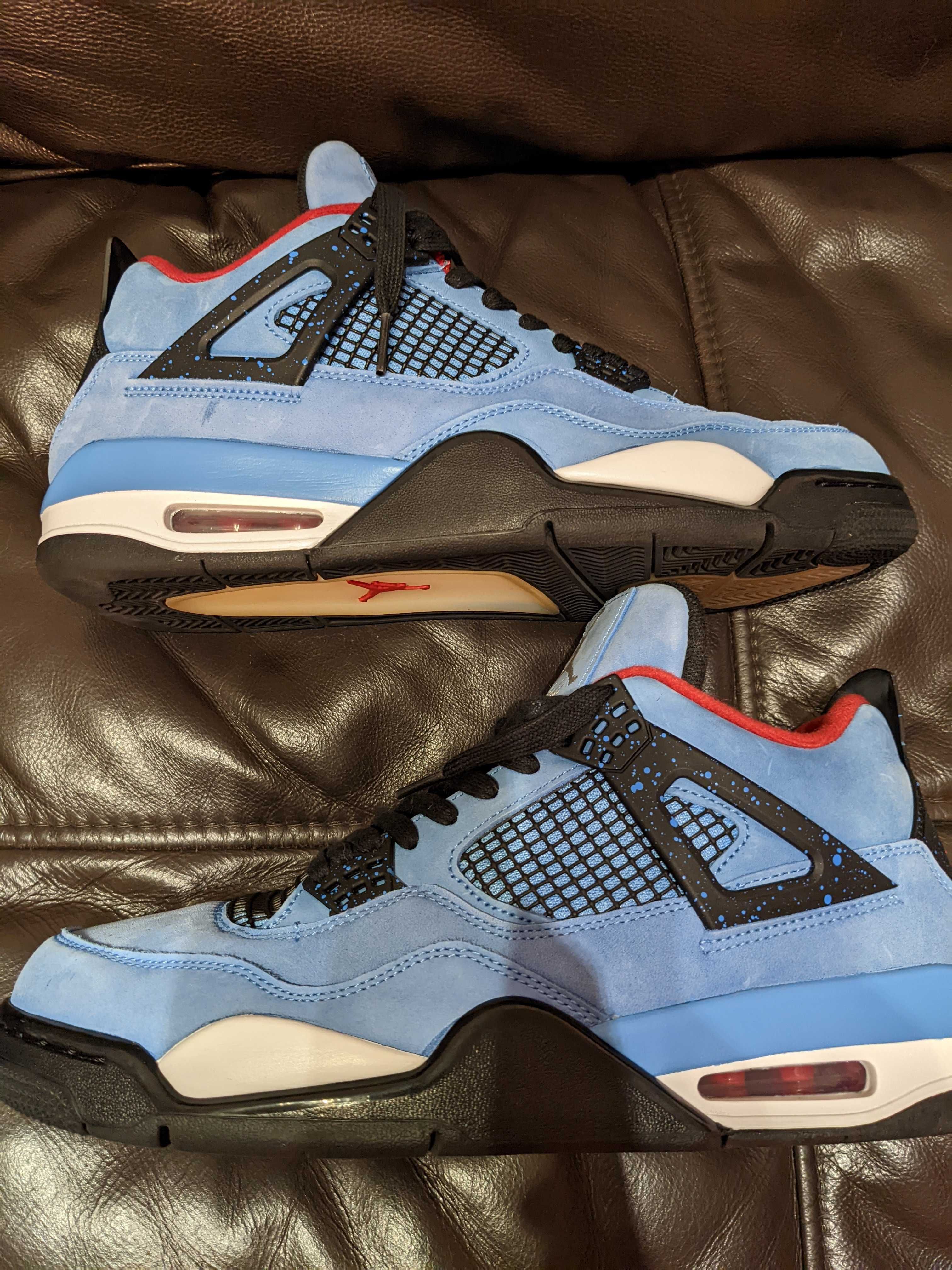 Travis Scott × Nike Air Jordan 4 Retro Cactus Jack "University Blue"