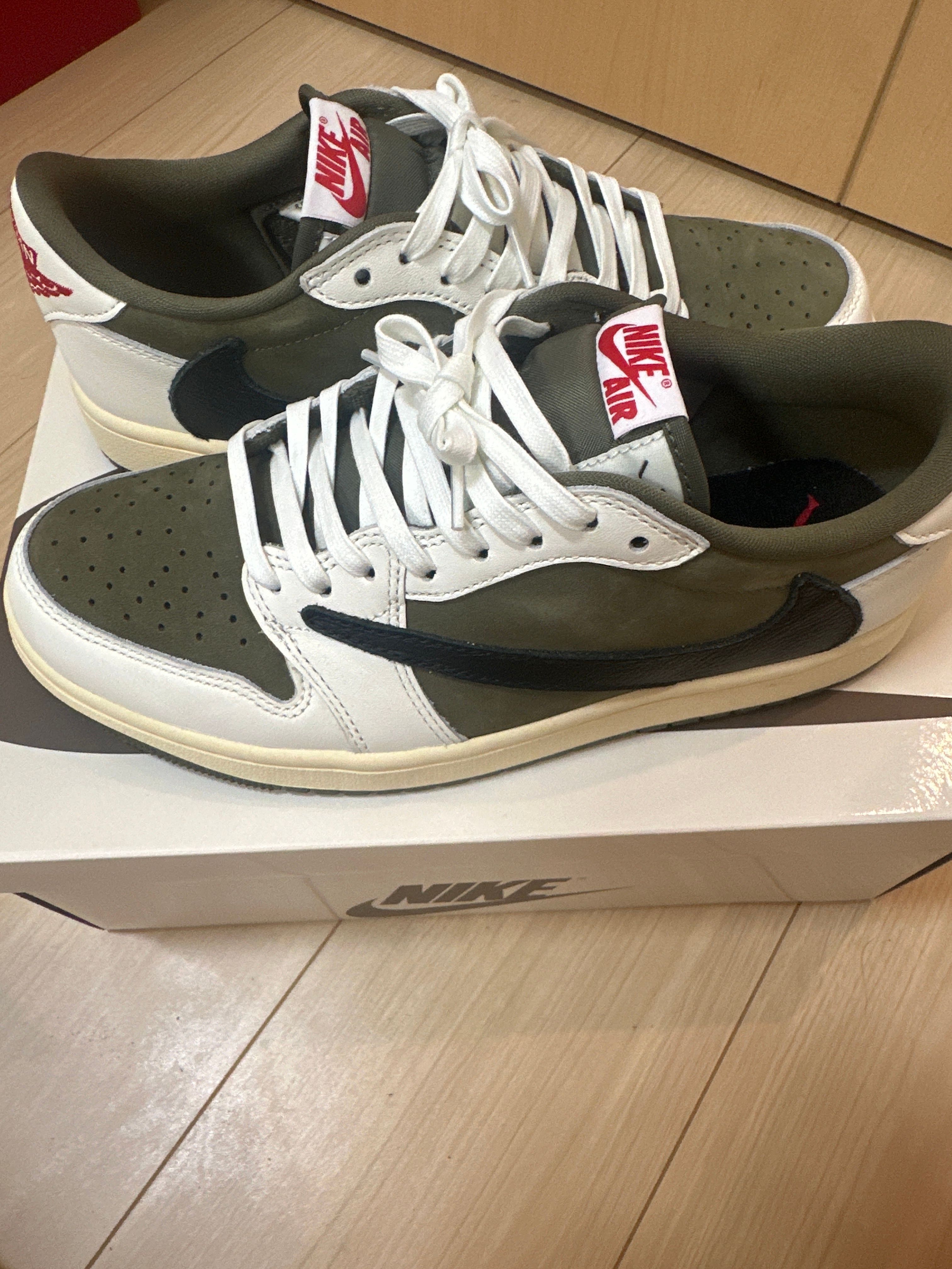 Travis Scott × Nike Air Jordan 1 Low OG SP "Reverse Olive"